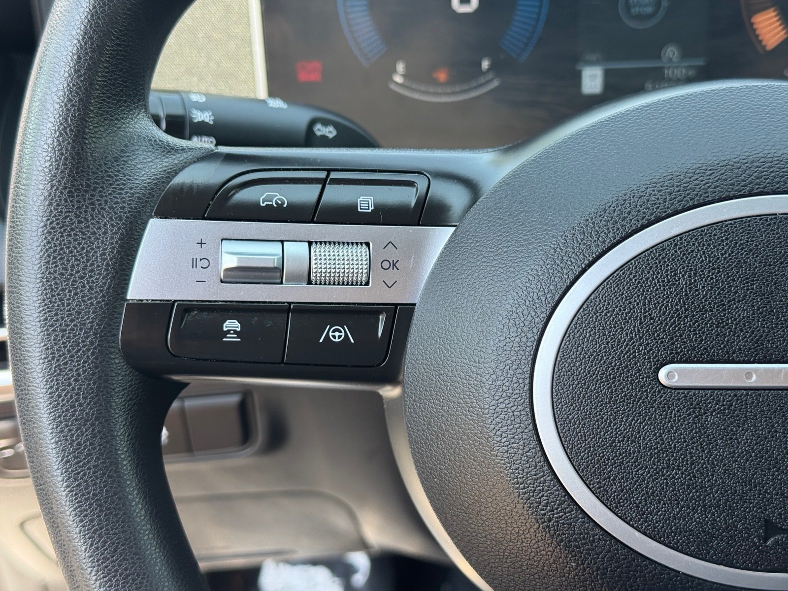 2025 Hyundai Tucson SEL — photo 22 thumbnail