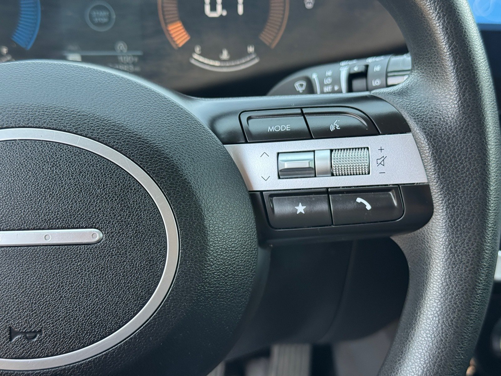 2025 Hyundai Tucson SEL — photo 23 thumbnail