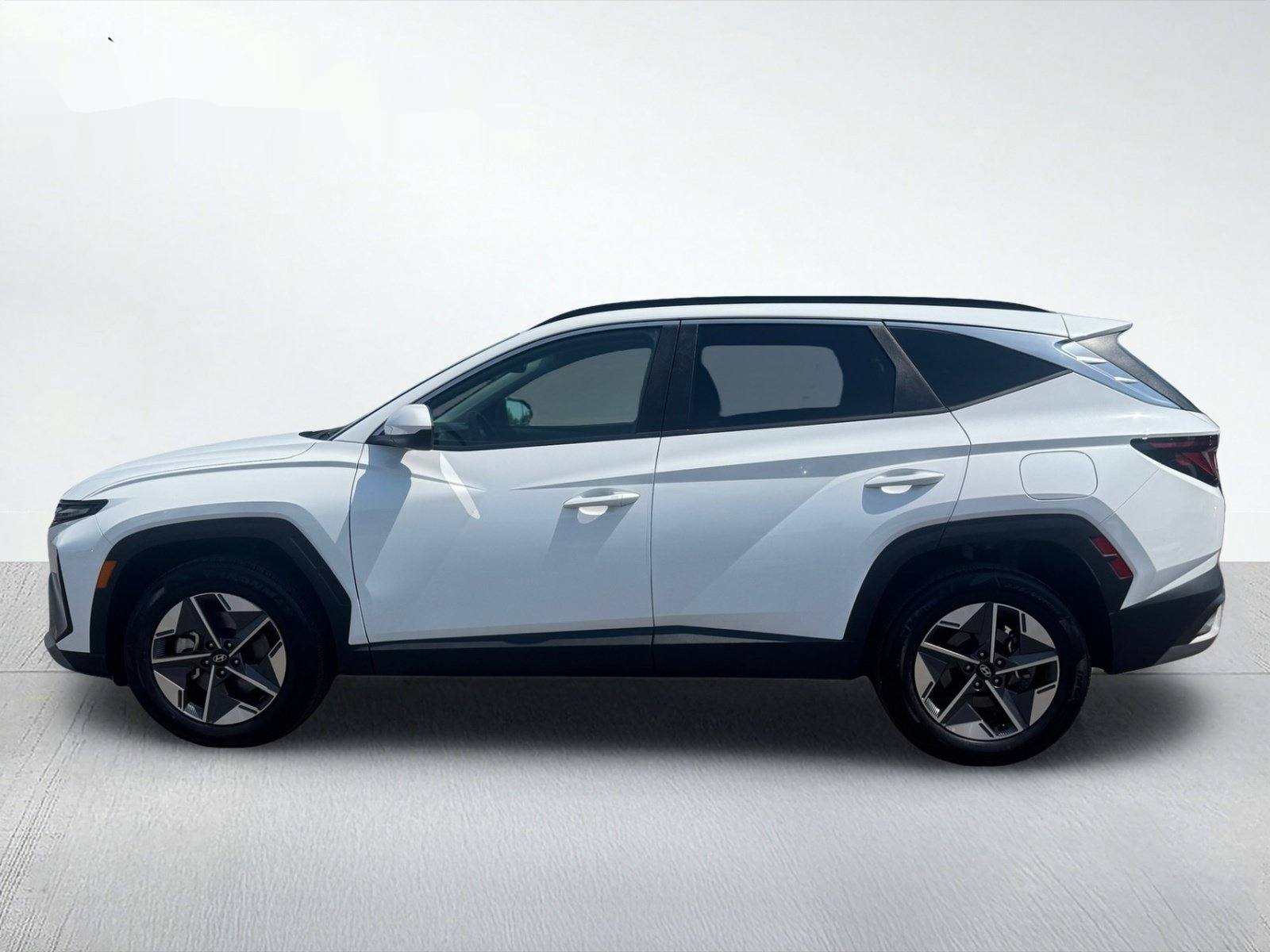2025 Hyundai Tucson SEL — photo 3 thumbnail