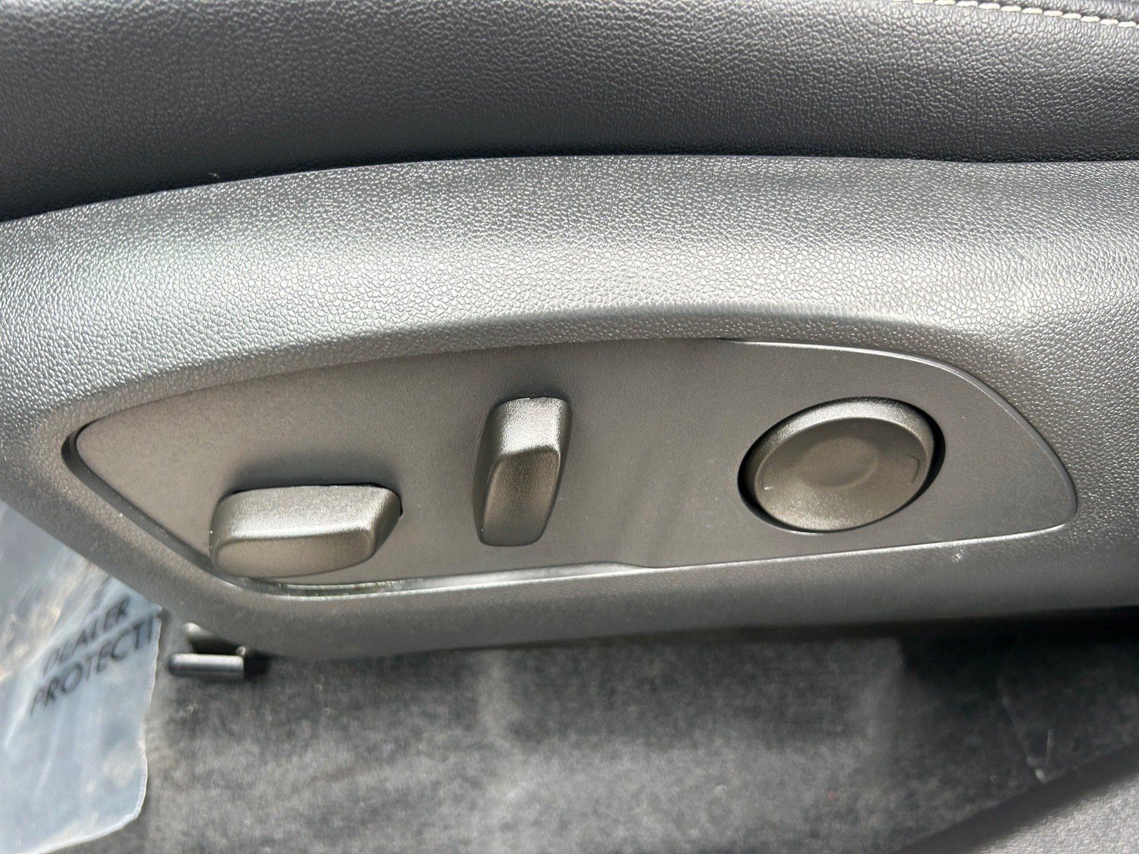 2025 Chevrolet Traverse LT — photo 22 thumbnail