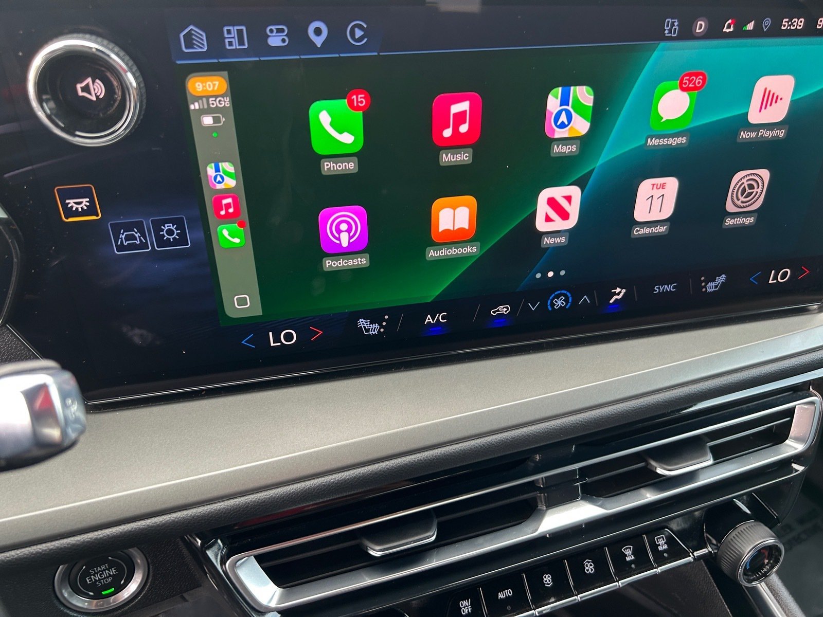 2025 Chevrolet Traverse LT — photo 24 thumbnail