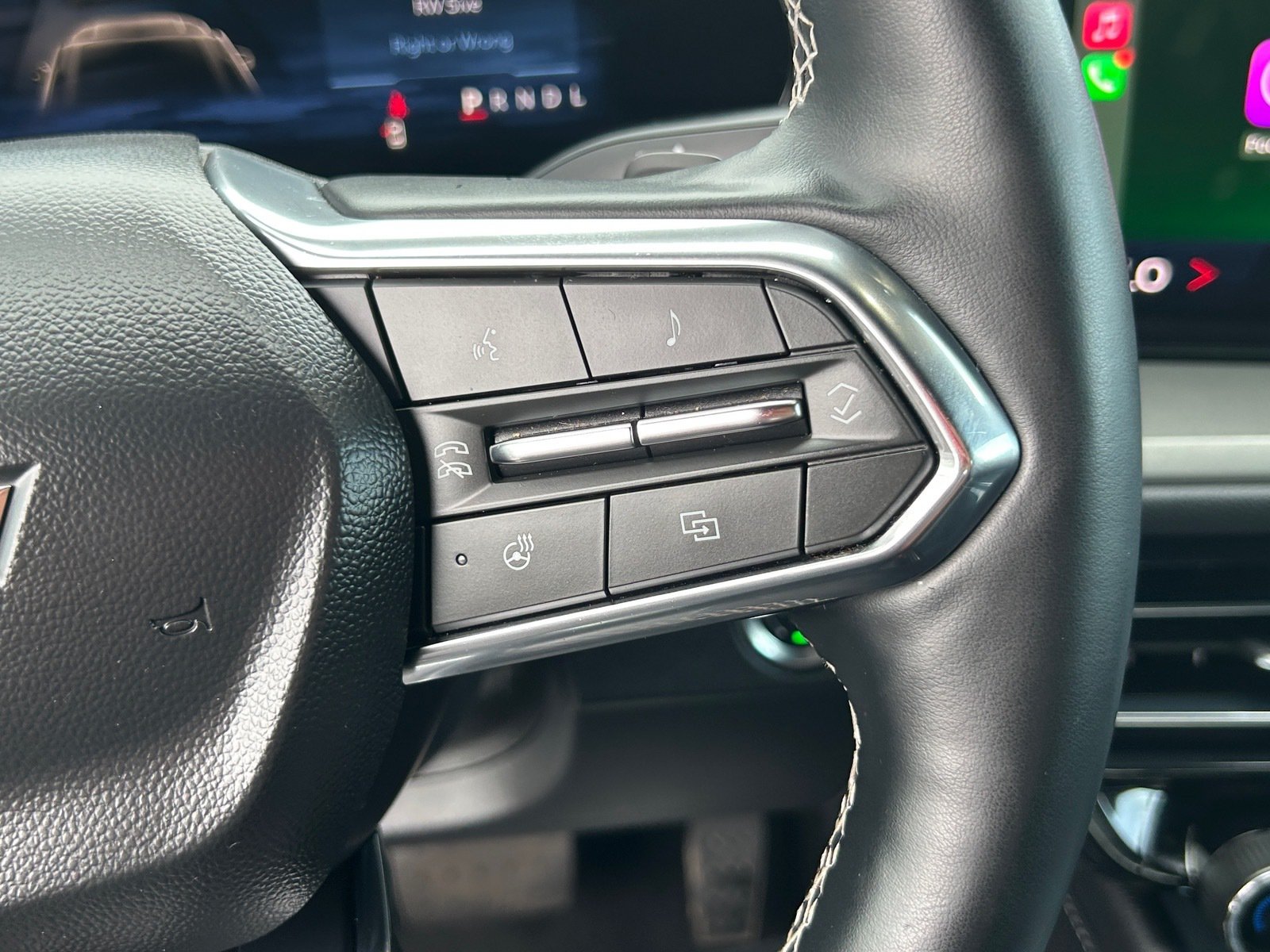 2025 Chevrolet Traverse LT — photo 30 thumbnail