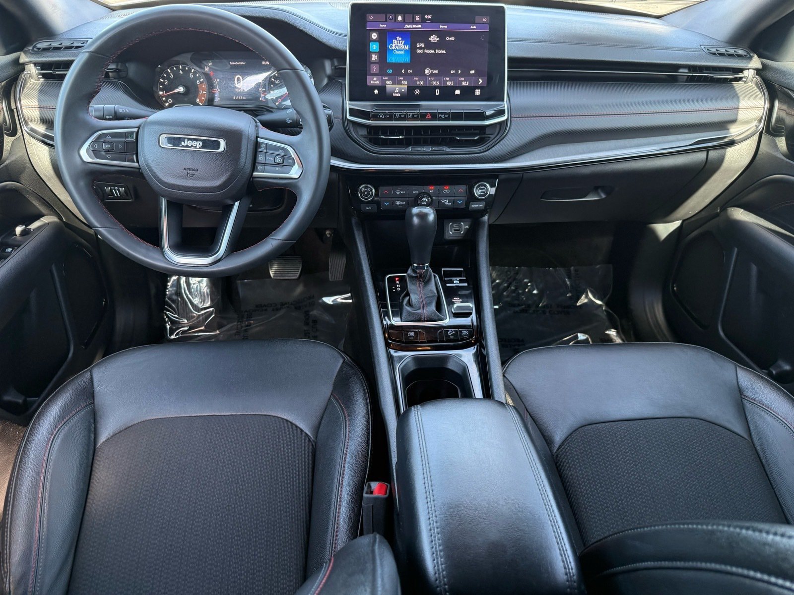 2024 Jeep Compass Trailhawk — photo 27 thumbnail