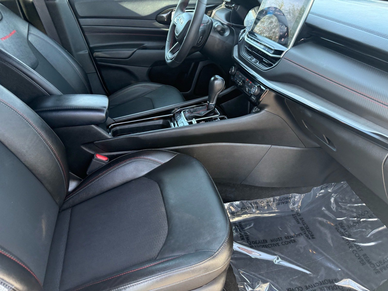 2024 Jeep Compass Trailhawk — photo 30 thumbnail