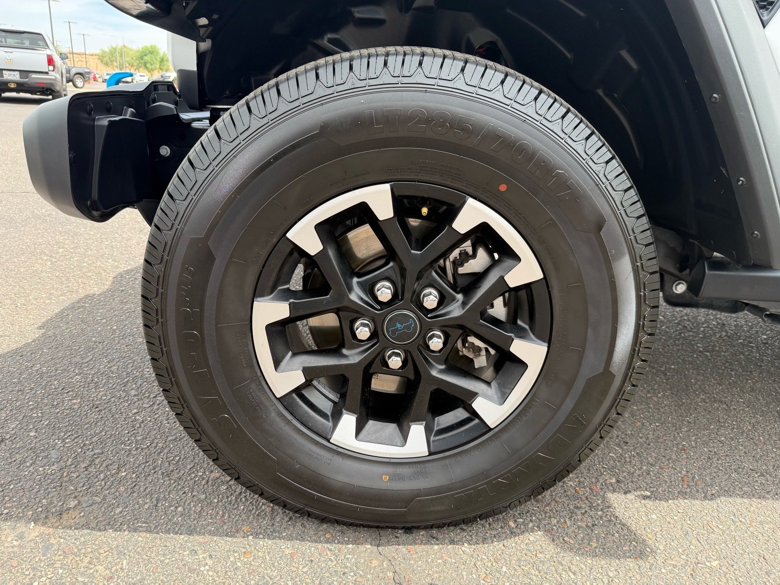 2024 Jeep Wrangler Rubicon 4xe — photo 10 thumbnail