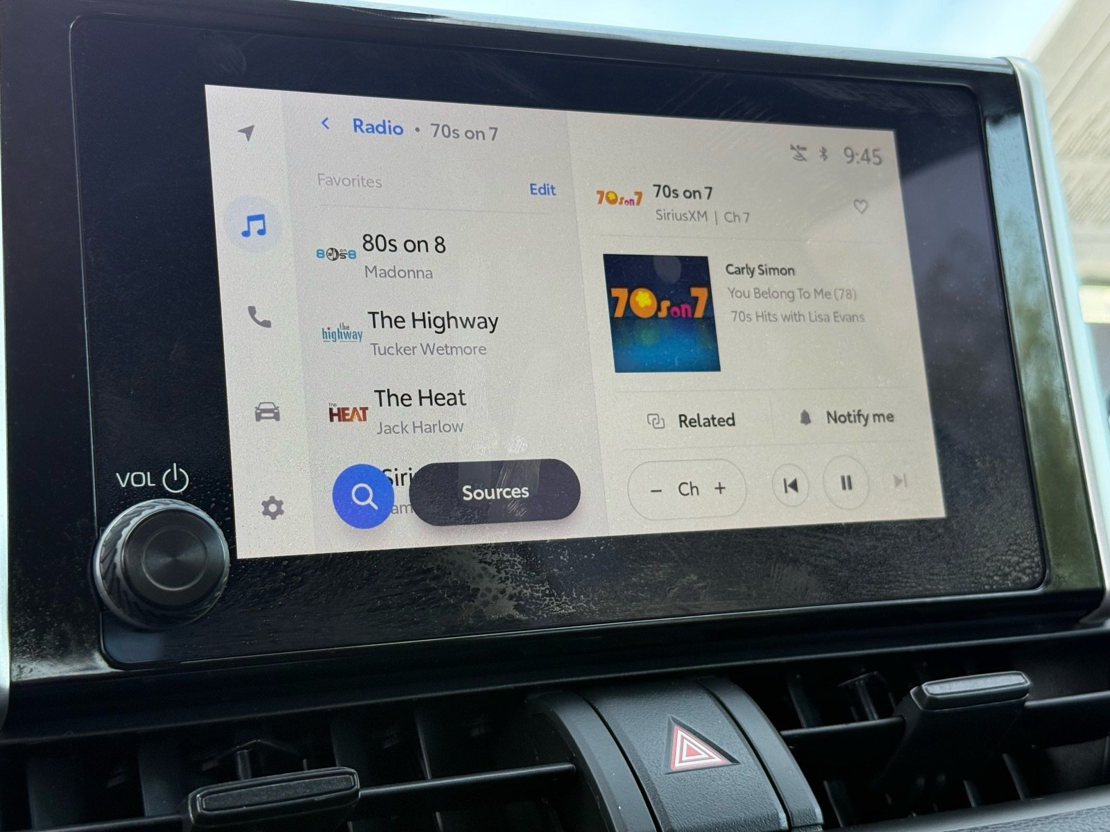 2025 Toyota RAV4 XLE — photo 20 thumbnail