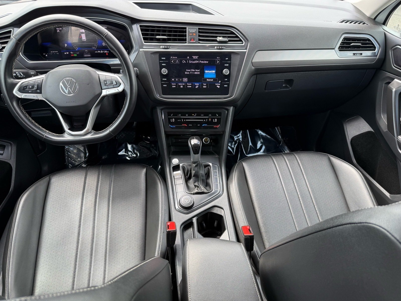 2024 Volkswagen Tiguan 2.0T SE — photo 26 thumbnail