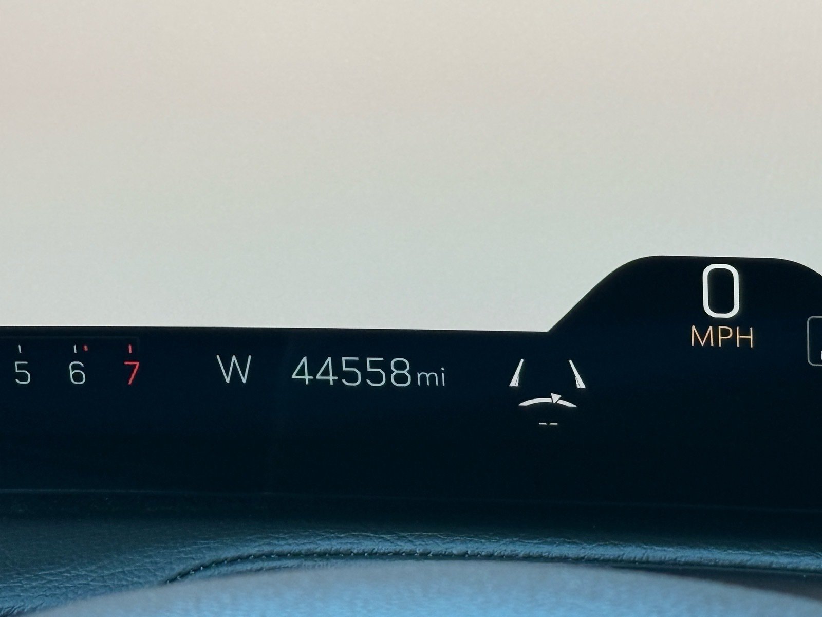 2025 Cadillac XT4 Premium Luxury — photo 19 thumbnail