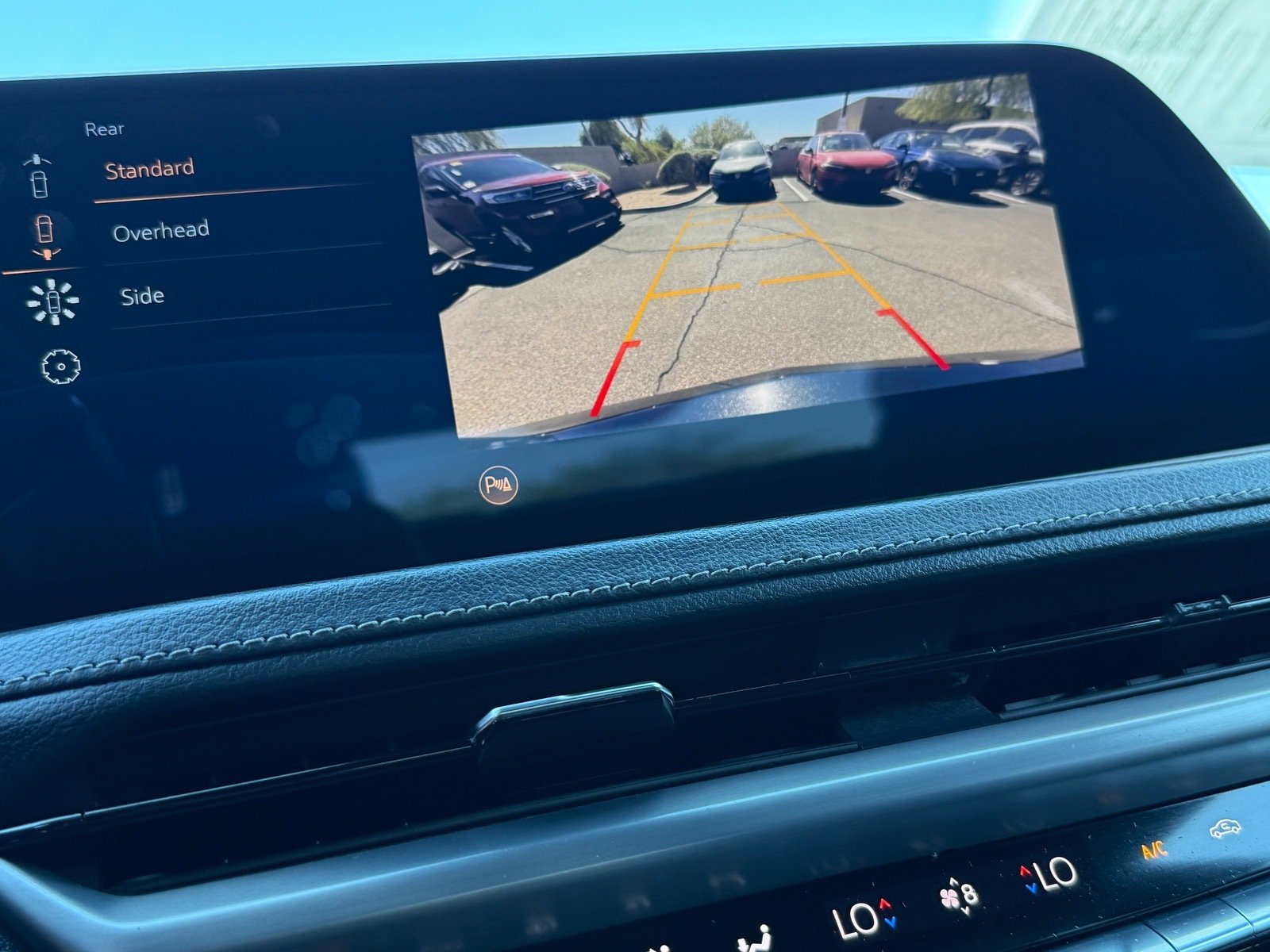 2025 Cadillac XT4 Premium Luxury — photo 21 thumbnail
