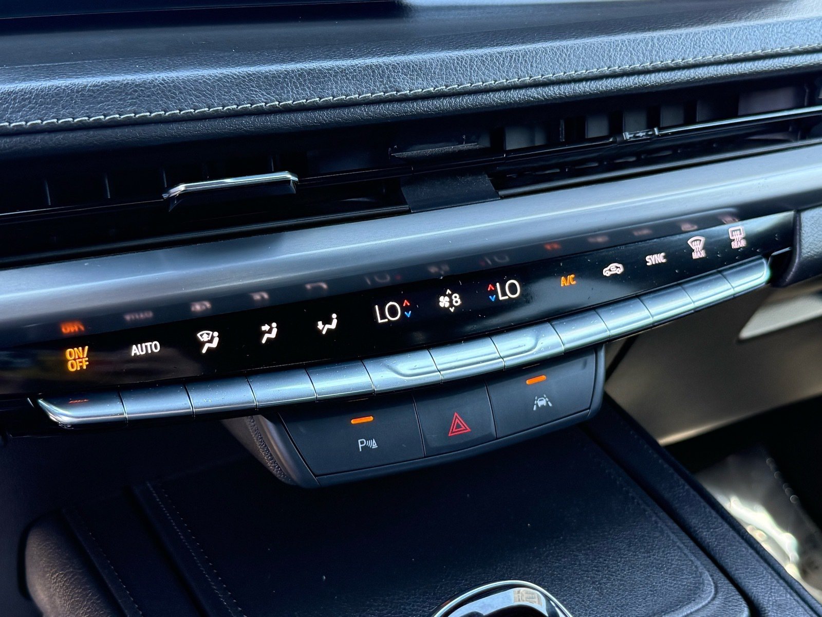 2025 Cadillac XT4 Premium Luxury — photo 22 thumbnail