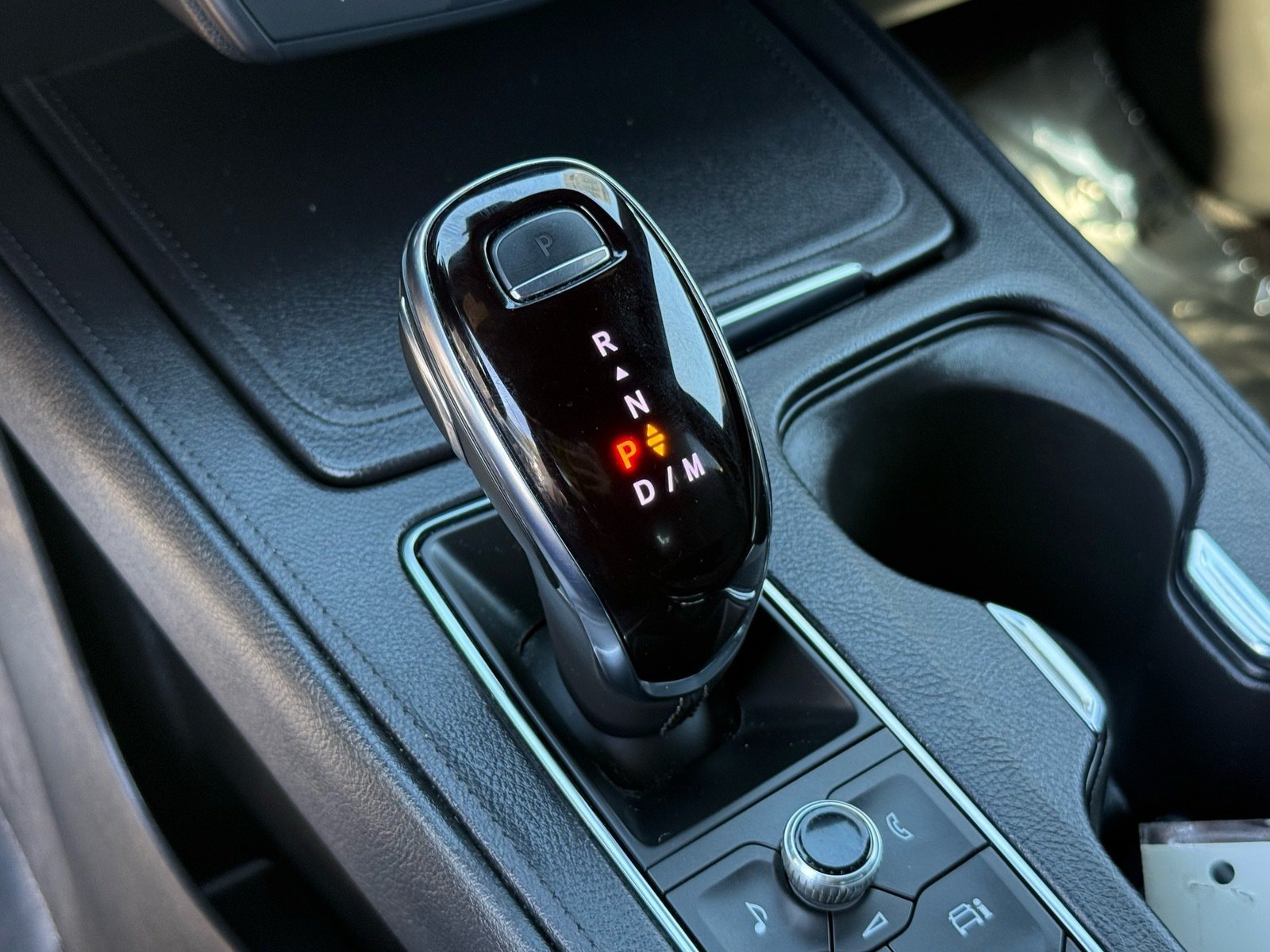 2025 Cadillac XT4 Premium Luxury — photo 24 thumbnail