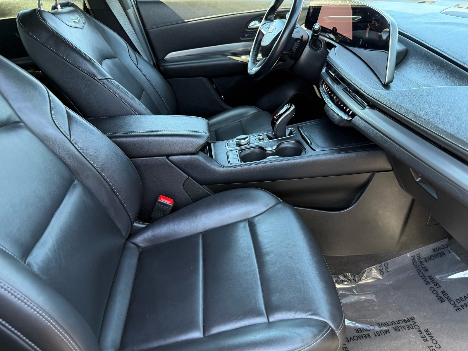 2025 Cadillac XT4 Premium Luxury — photo 30 thumbnail
