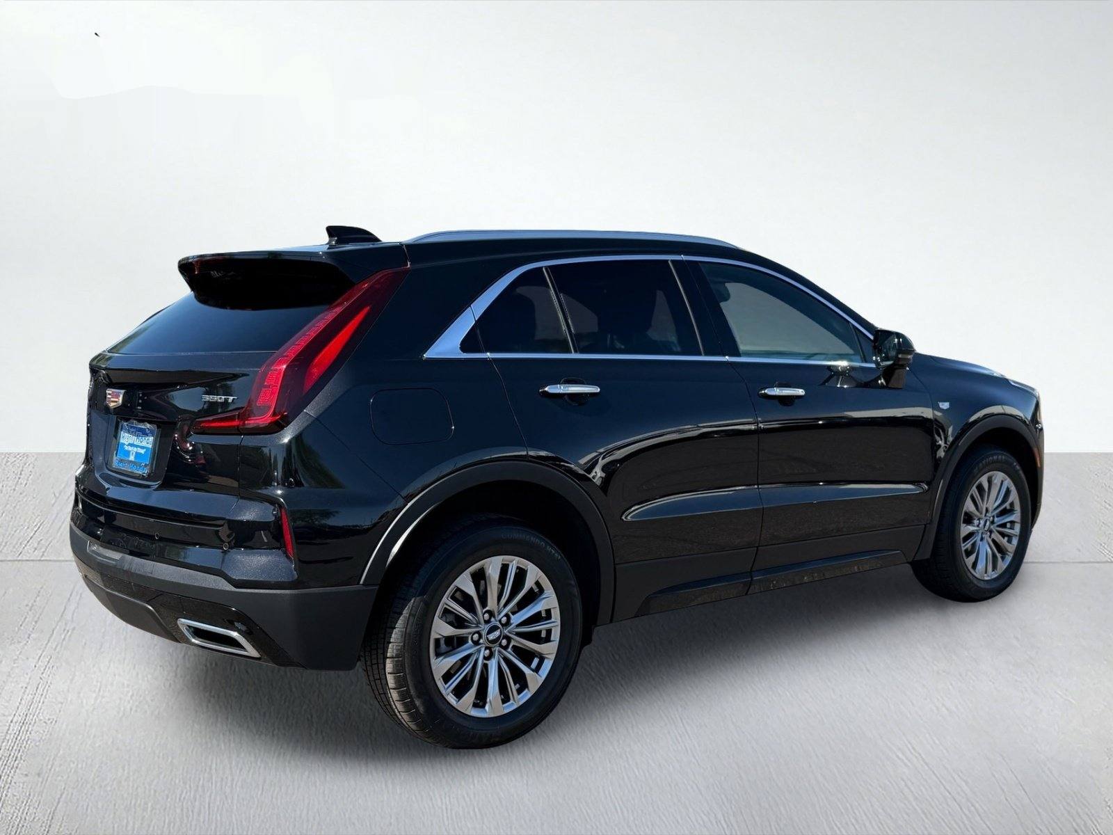 2025 Cadillac XT4 Premium Luxury — photo 7 thumbnail