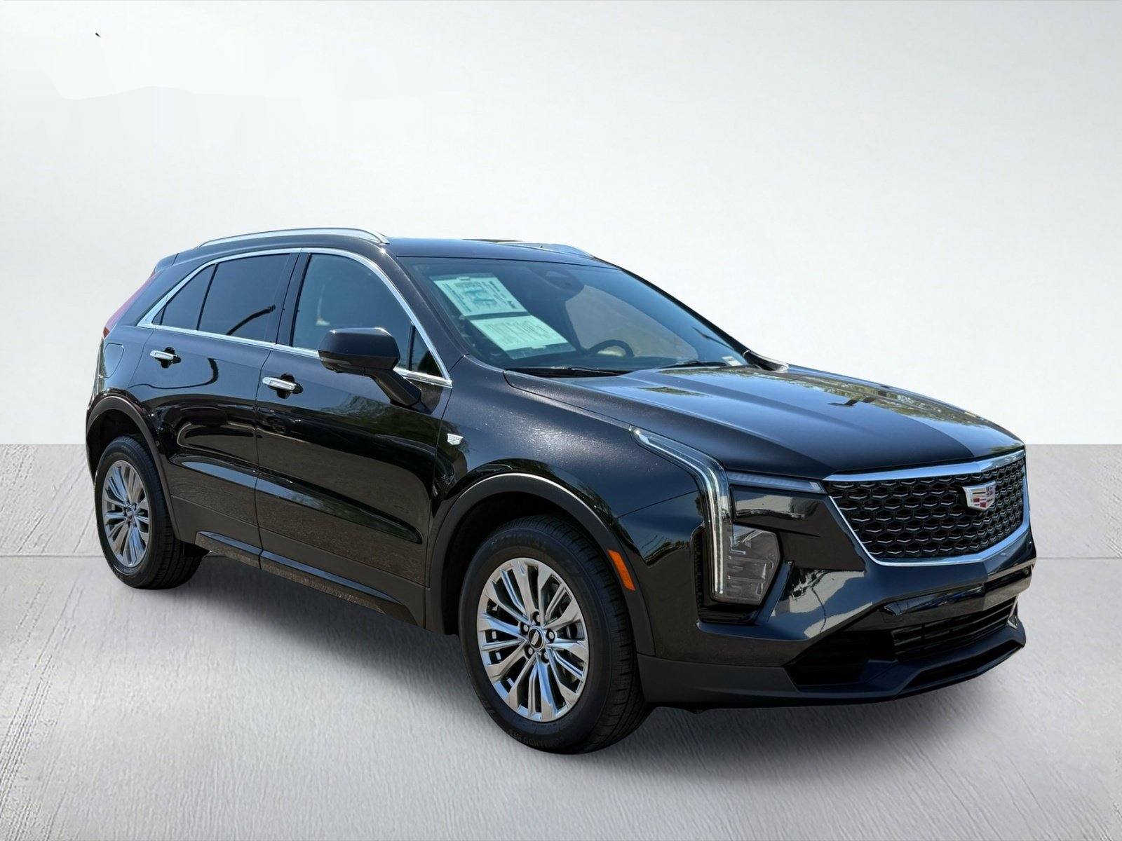 2025 Cadillac XT4 Premium Luxury — photo 9 thumbnail