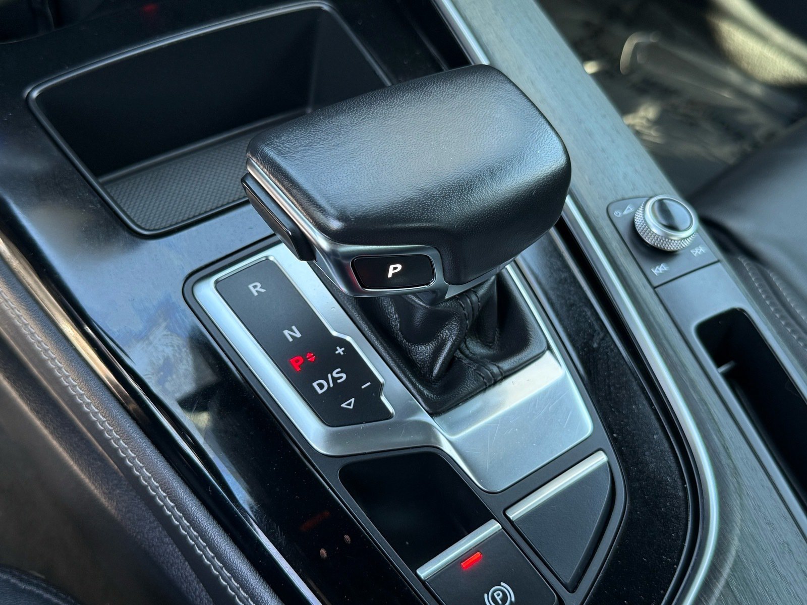 2024 Audi A4 45 S line Premium Plus — photo 24 thumbnail
