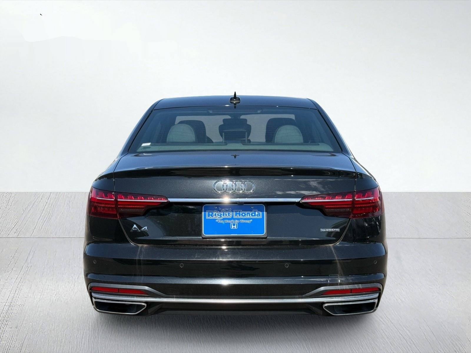 2024 Audi A4 45 S line Premium Plus — photo 6 thumbnail