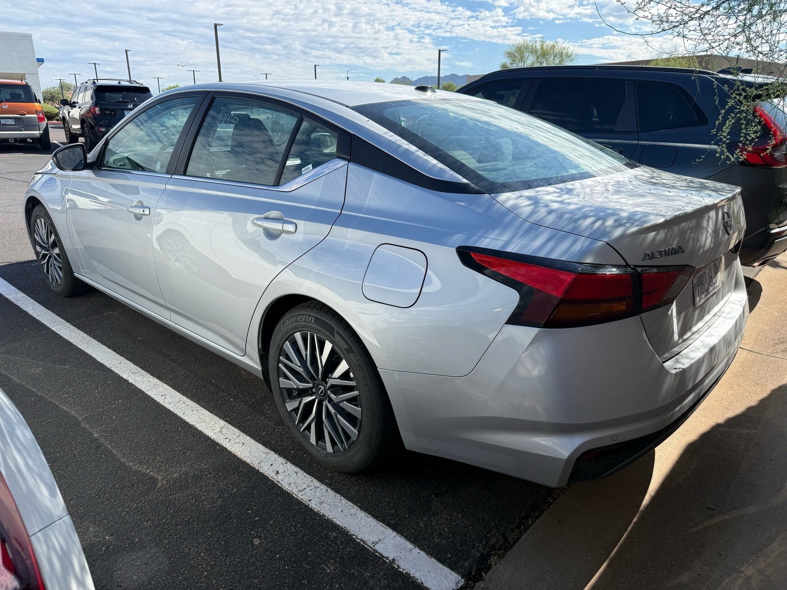 2026 Nissan Altima 2.5 SV — photo 2 thumbnail