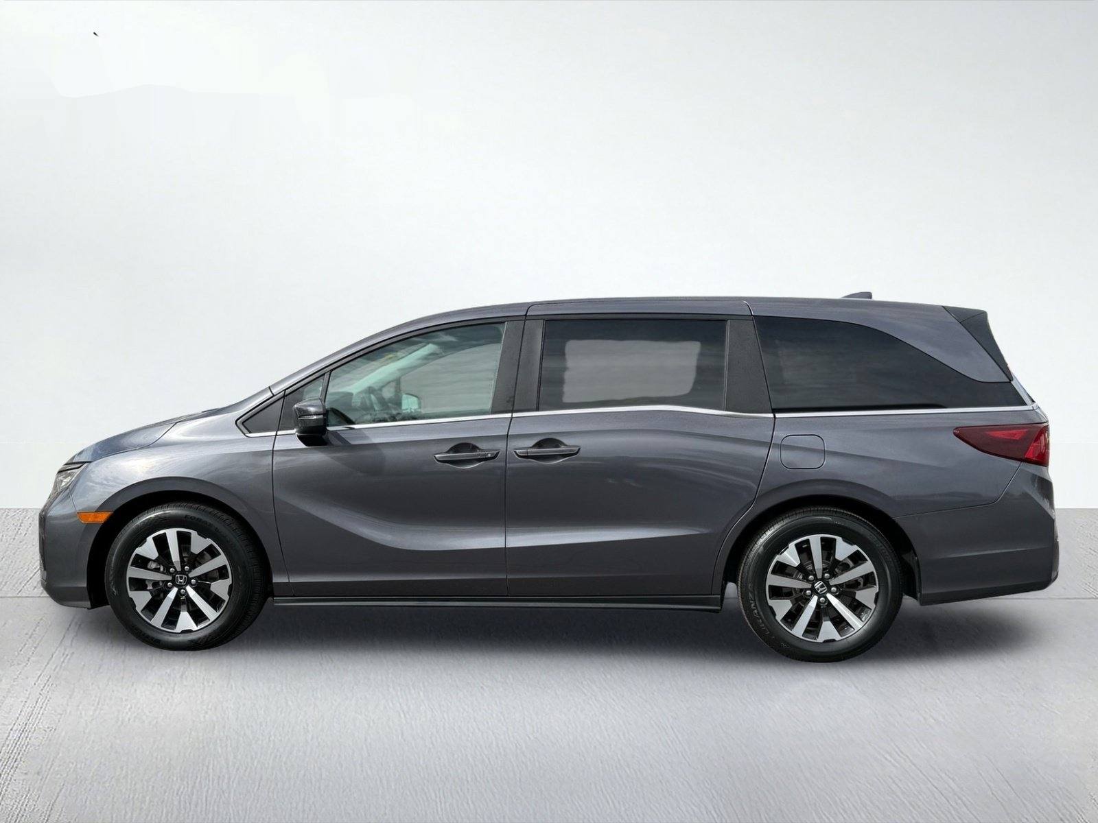 2025 Honda Odyssey EX-L — photo 3 thumbnail