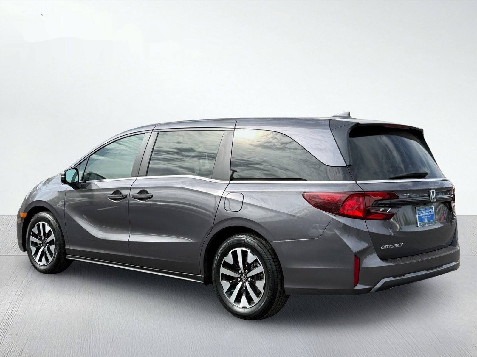 2025 Honda Odyssey EX-L — photo 4 thumbnail