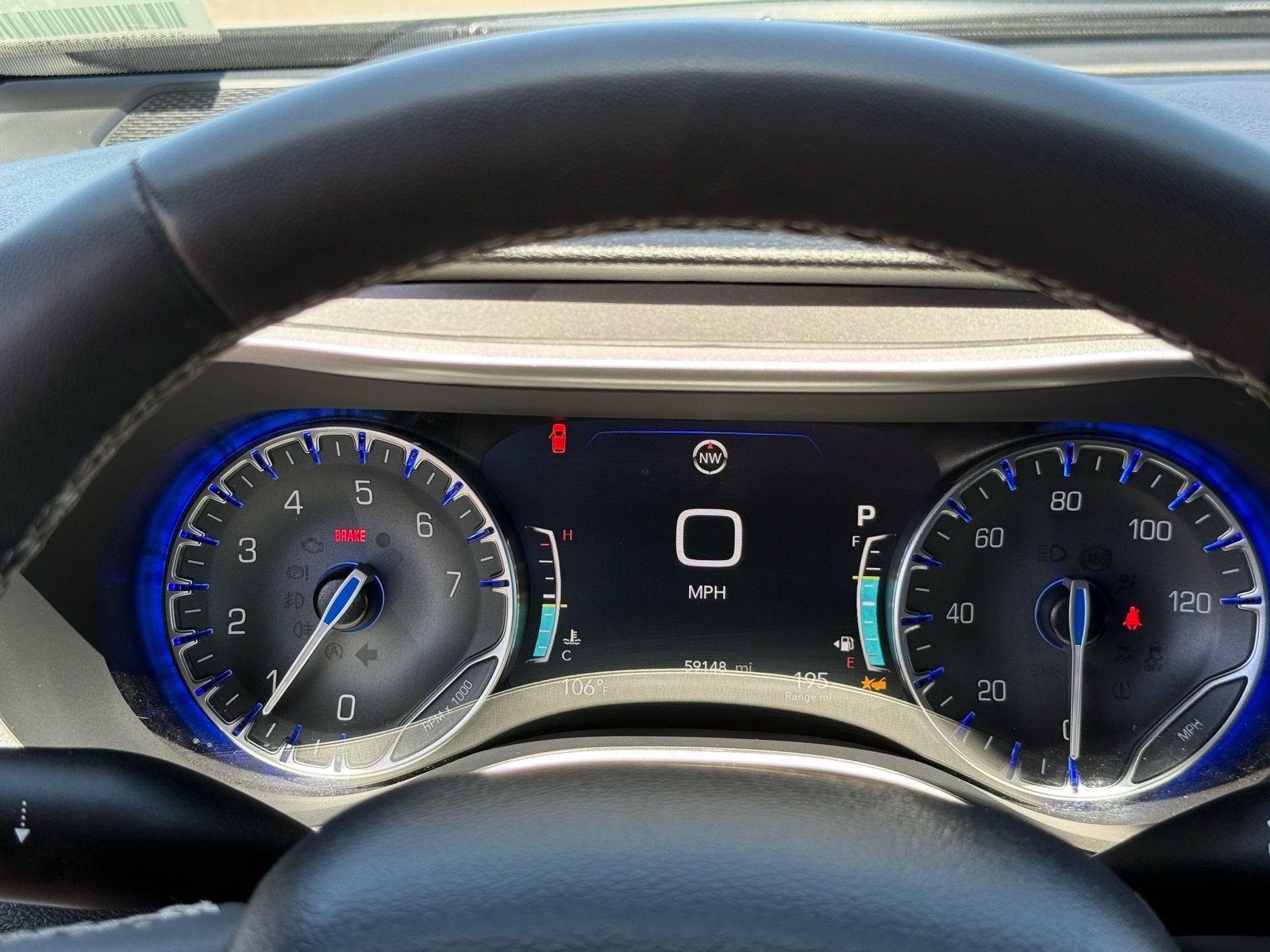 2025 Chrysler Pacifica Select — photo 18 thumbnail