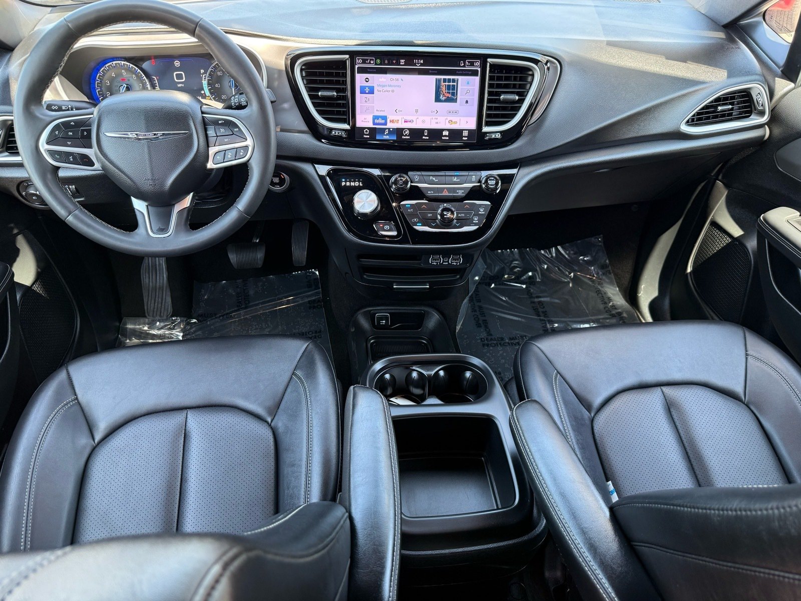 2025 Chrysler Pacifica Select — photo 27 thumbnail