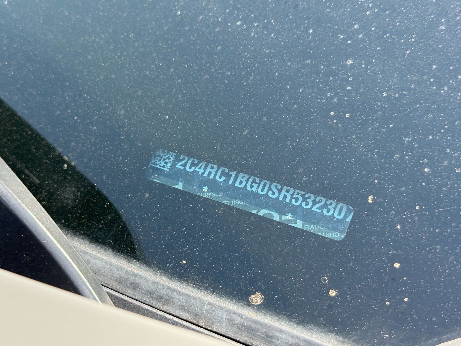 2025 Chrysler Pacifica Select — photo 34 thumbnail