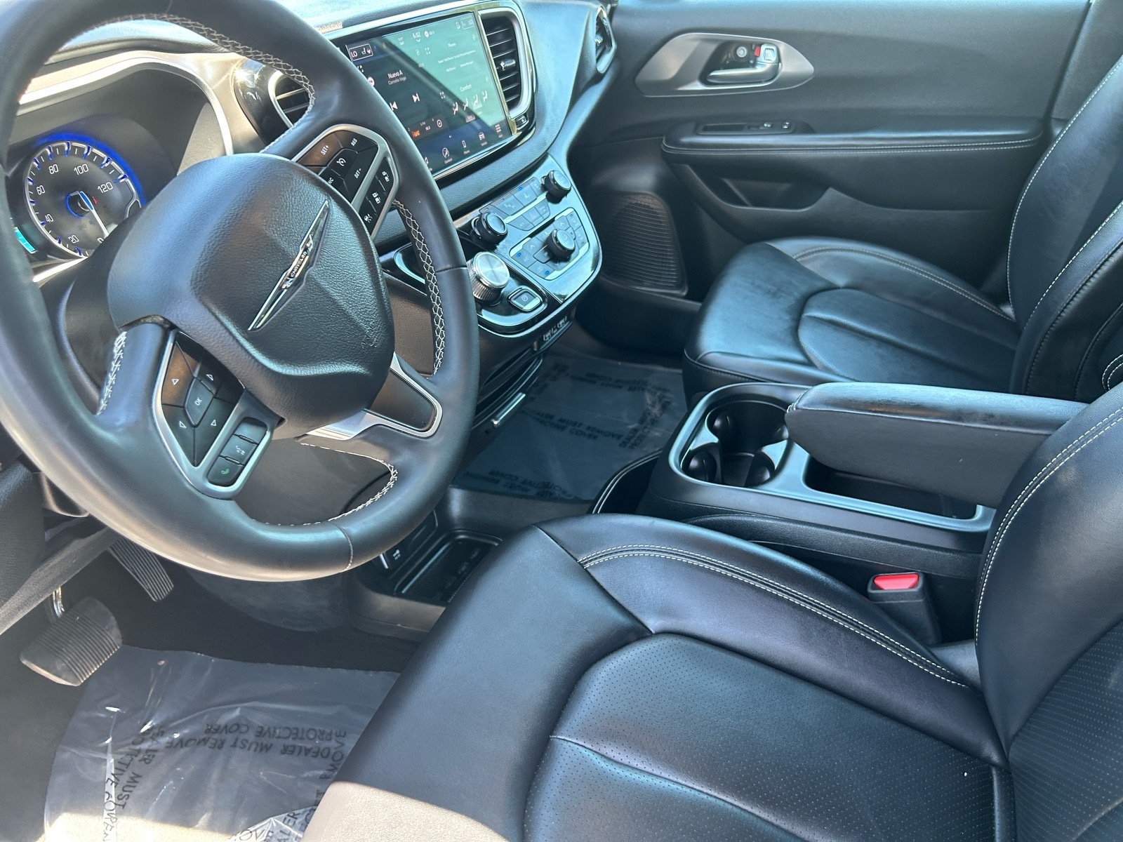 2025 Chrysler Pacifica Select — photo 19 thumbnail
