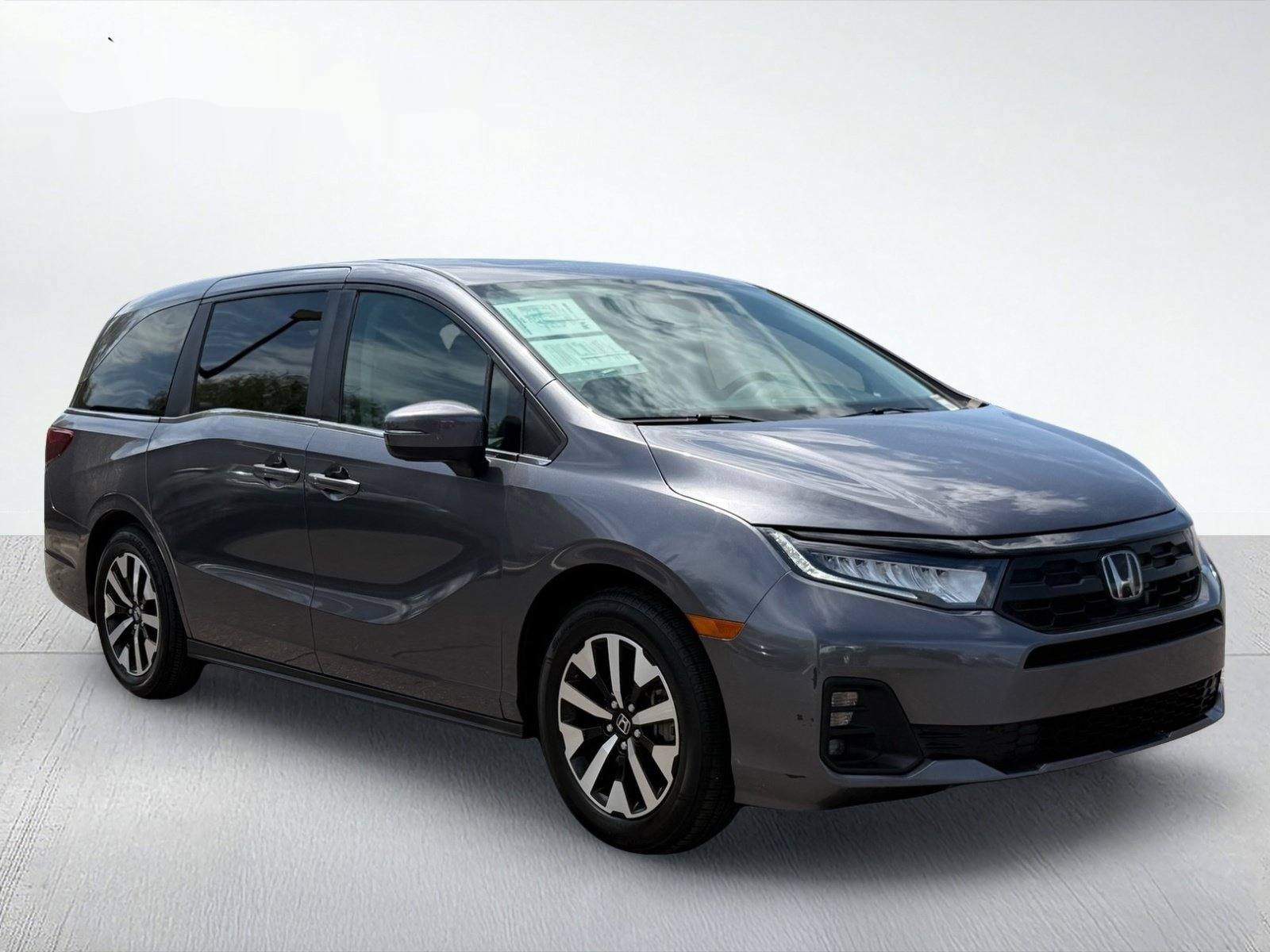 2025 Honda Odyssey EX-L — photo 9 thumbnail