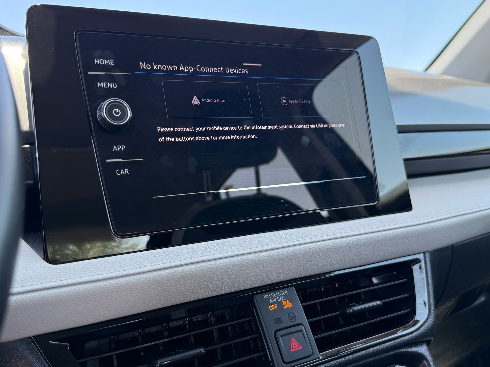 2025 Volkswagen Taos 1.5T S — photo 20 thumbnail