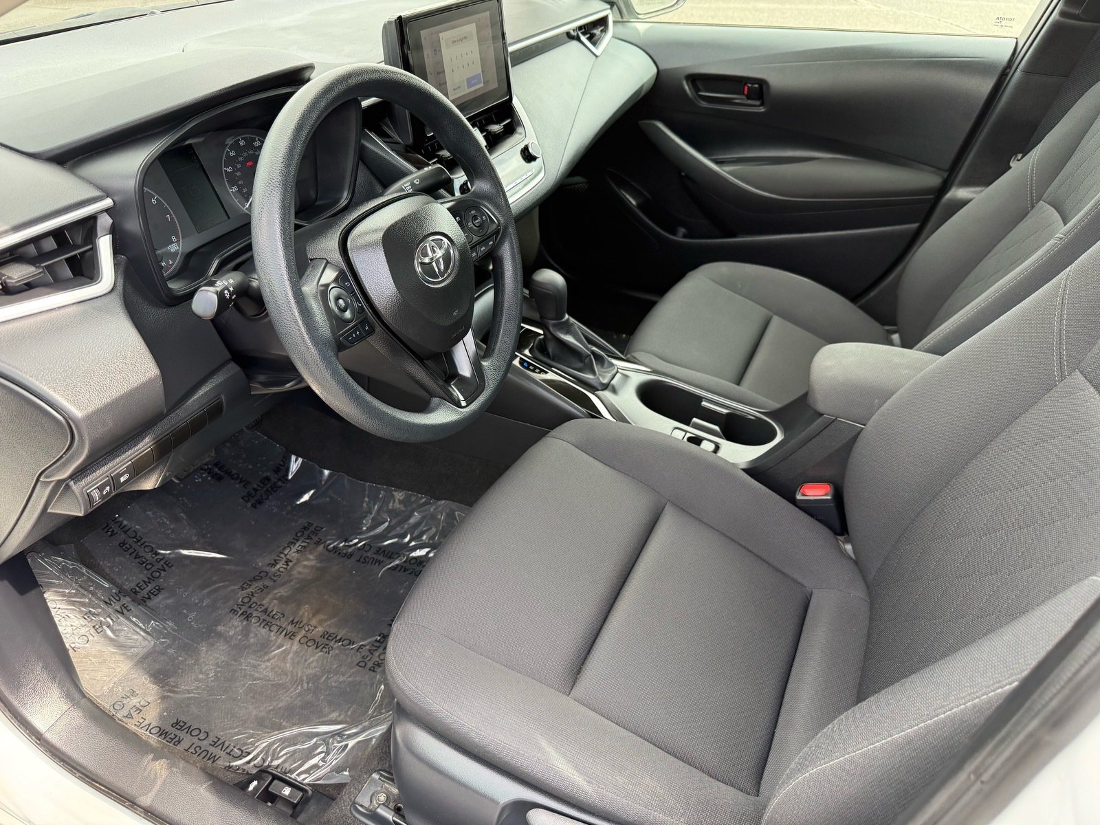 2025 Toyota Corolla LE — photo 11 thumbnail