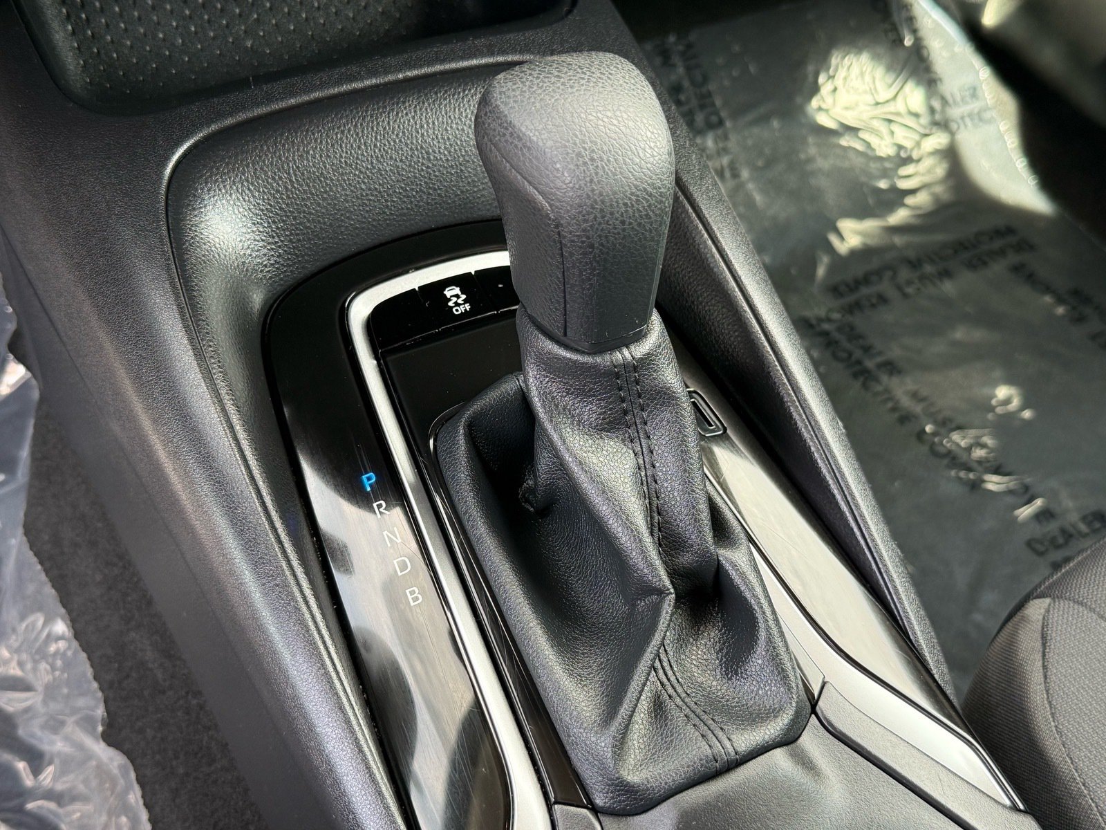 2025 Toyota Corolla LE — photo 24 thumbnail