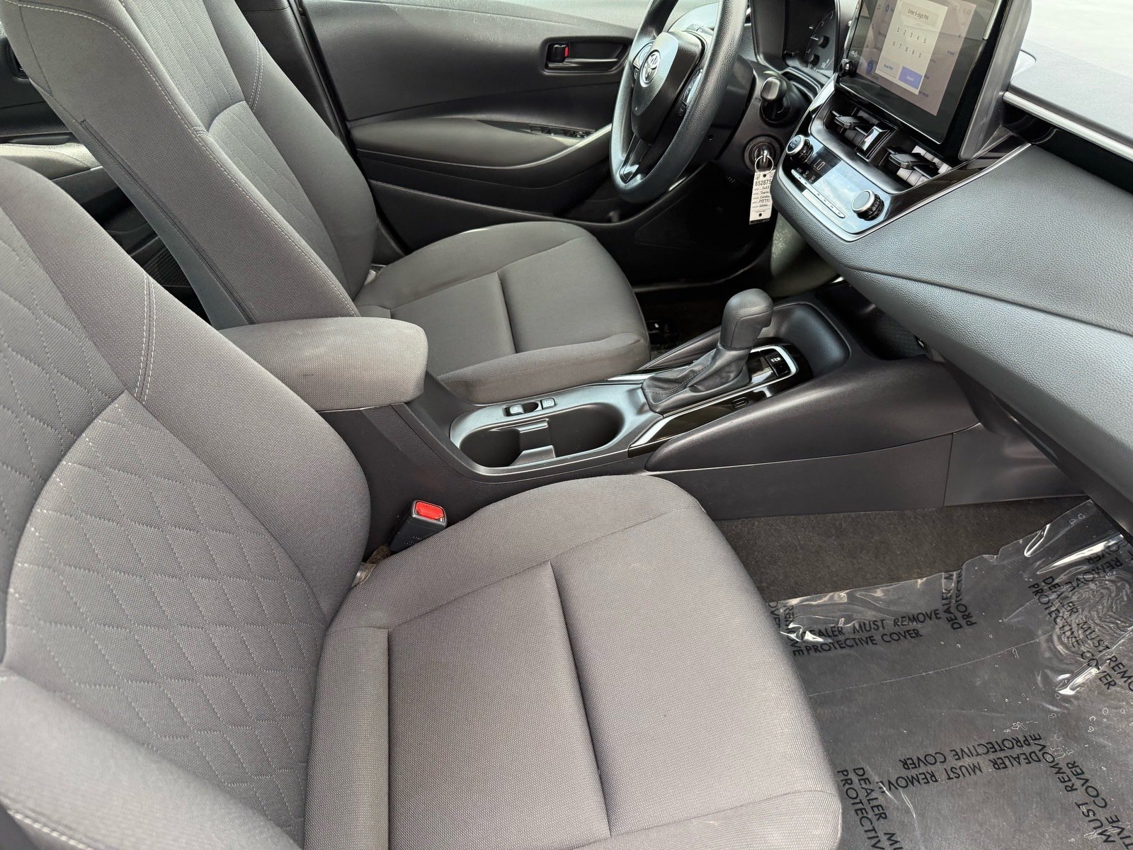2025 Toyota Corolla LE — photo 29 thumbnail