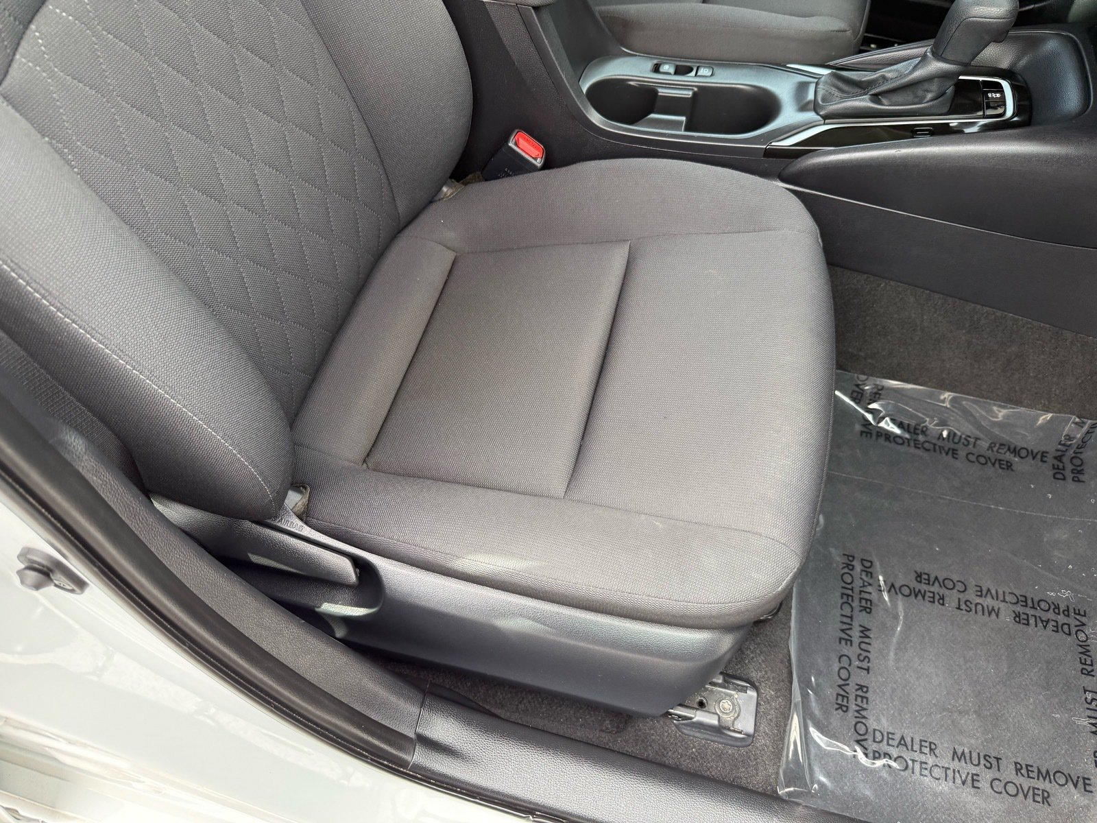 2025 Toyota Corolla LE — photo 30 thumbnail