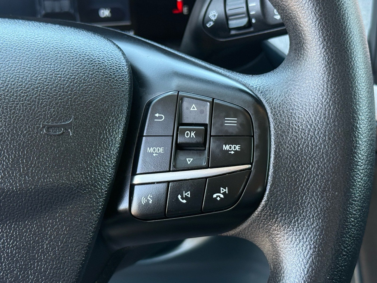 2026 Ford Maverick XLT — photo 17 thumbnail