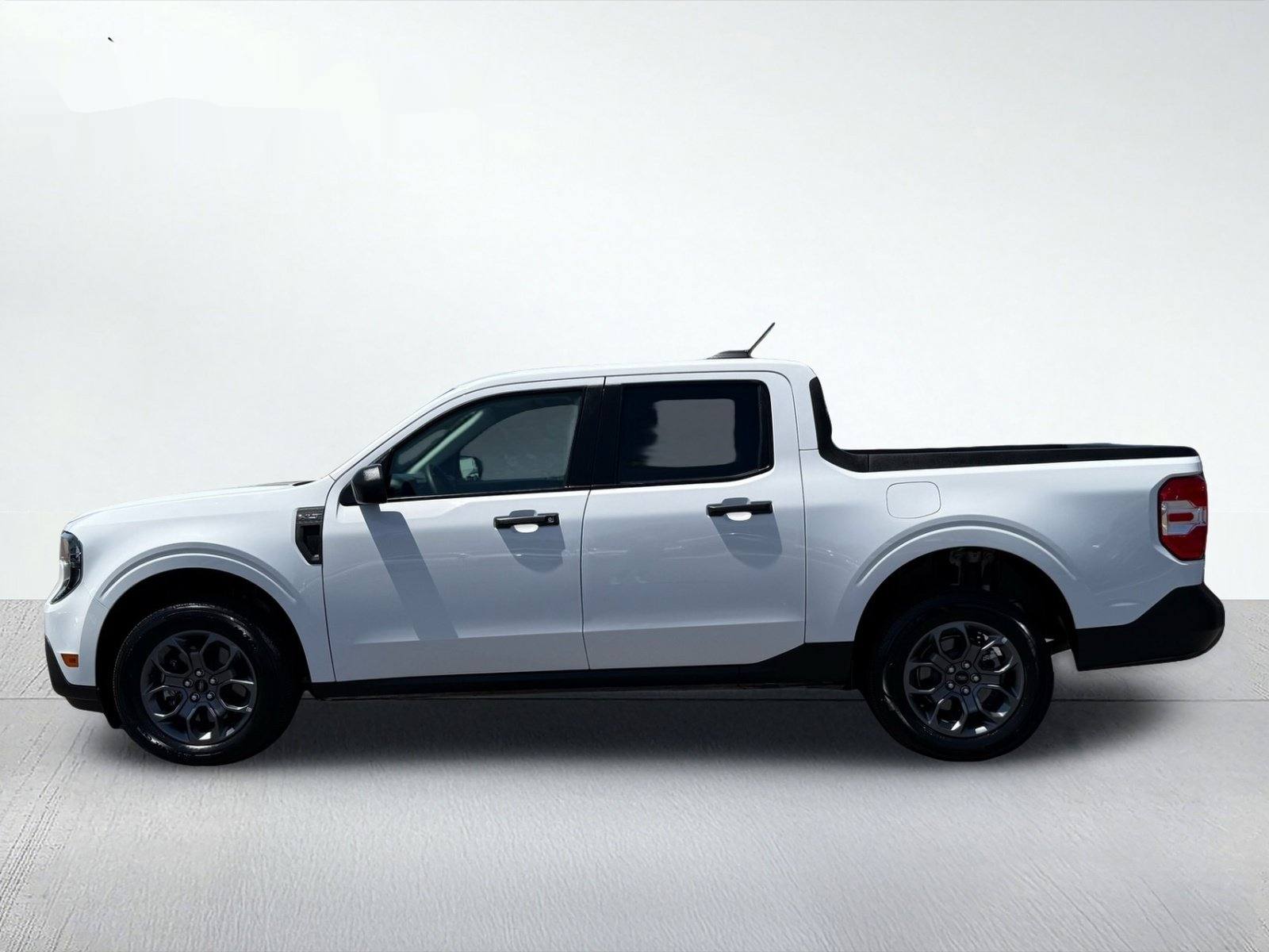 2026 Ford Maverick XLT — photo 3 thumbnail