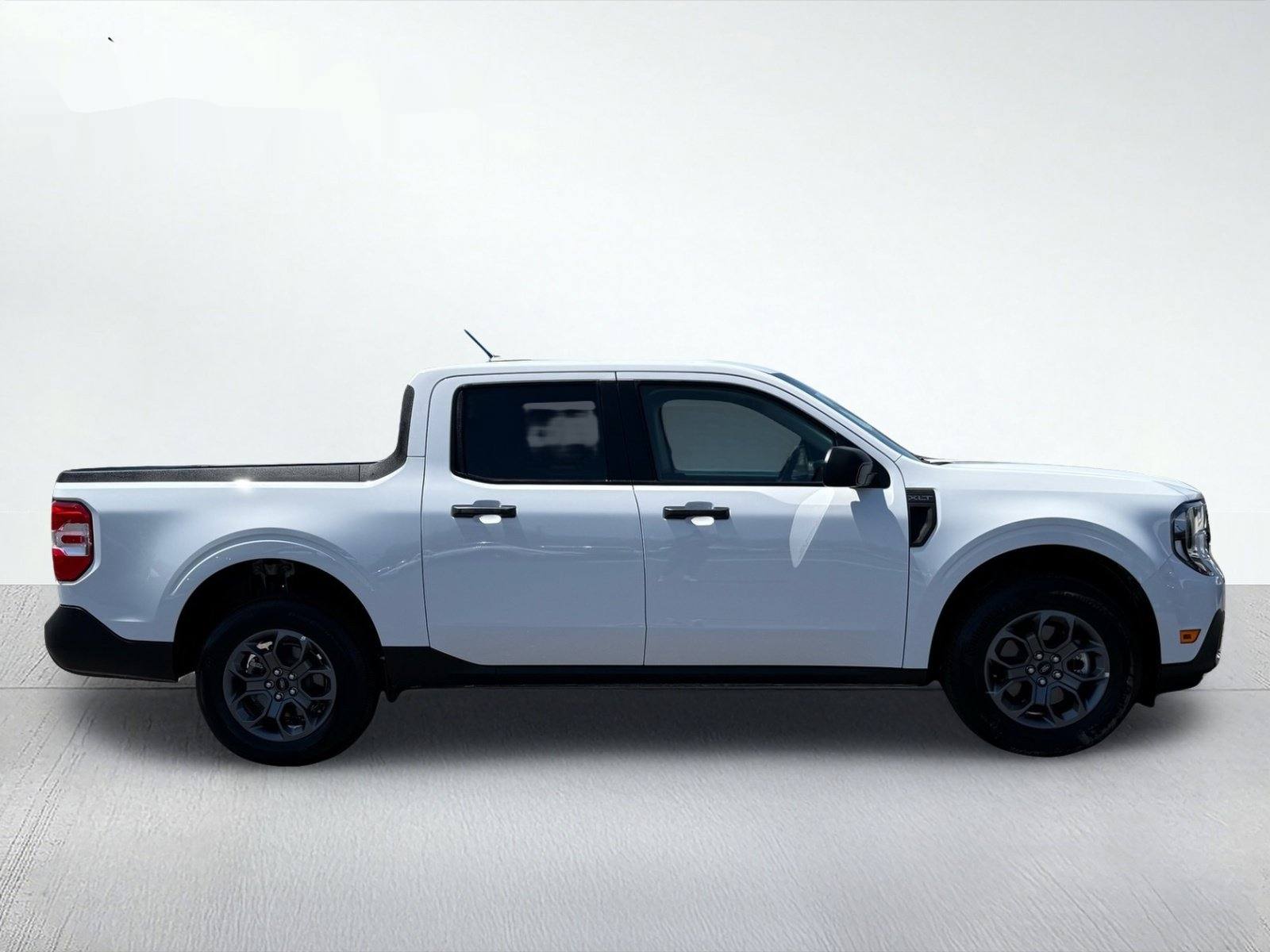 2026 Ford Maverick XLT — photo 8 thumbnail