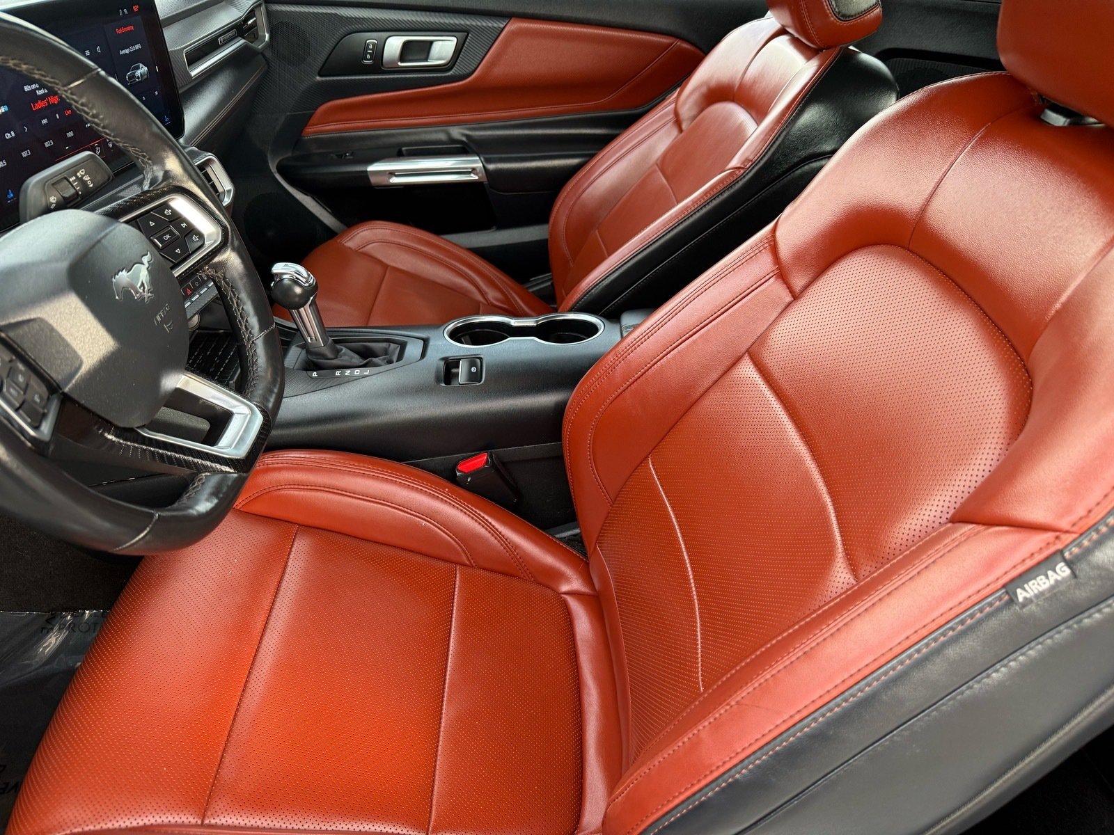 2024 Ford Mustang EcoBoost Premium — photo 12 thumbnail