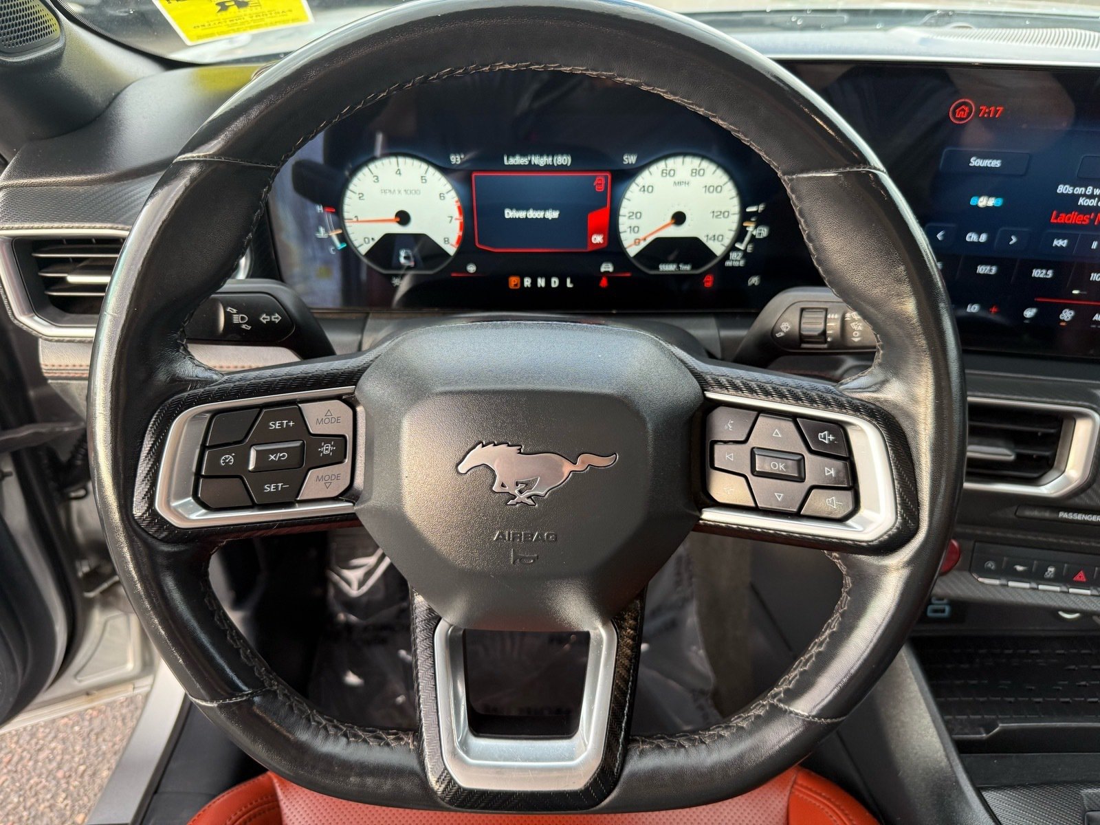 2024 Ford Mustang EcoBoost Premium — photo 15 thumbnail