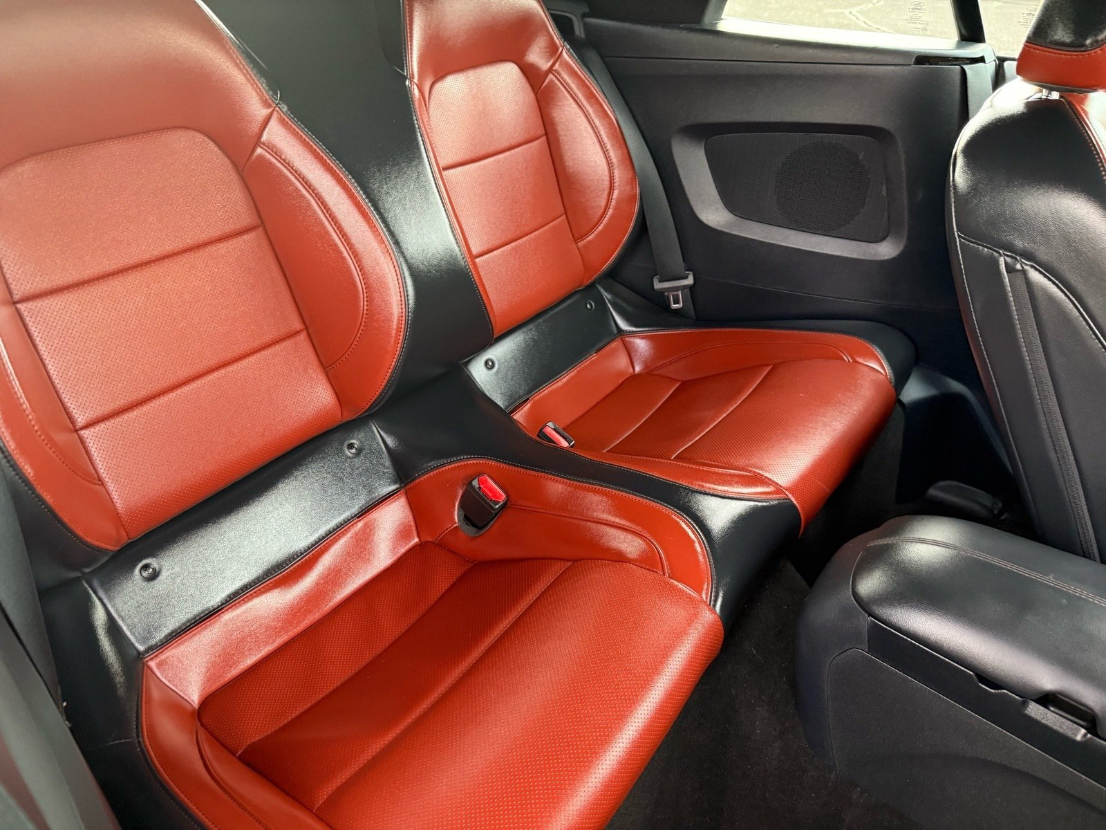2024 Ford Mustang EcoBoost Premium — photo 28 thumbnail