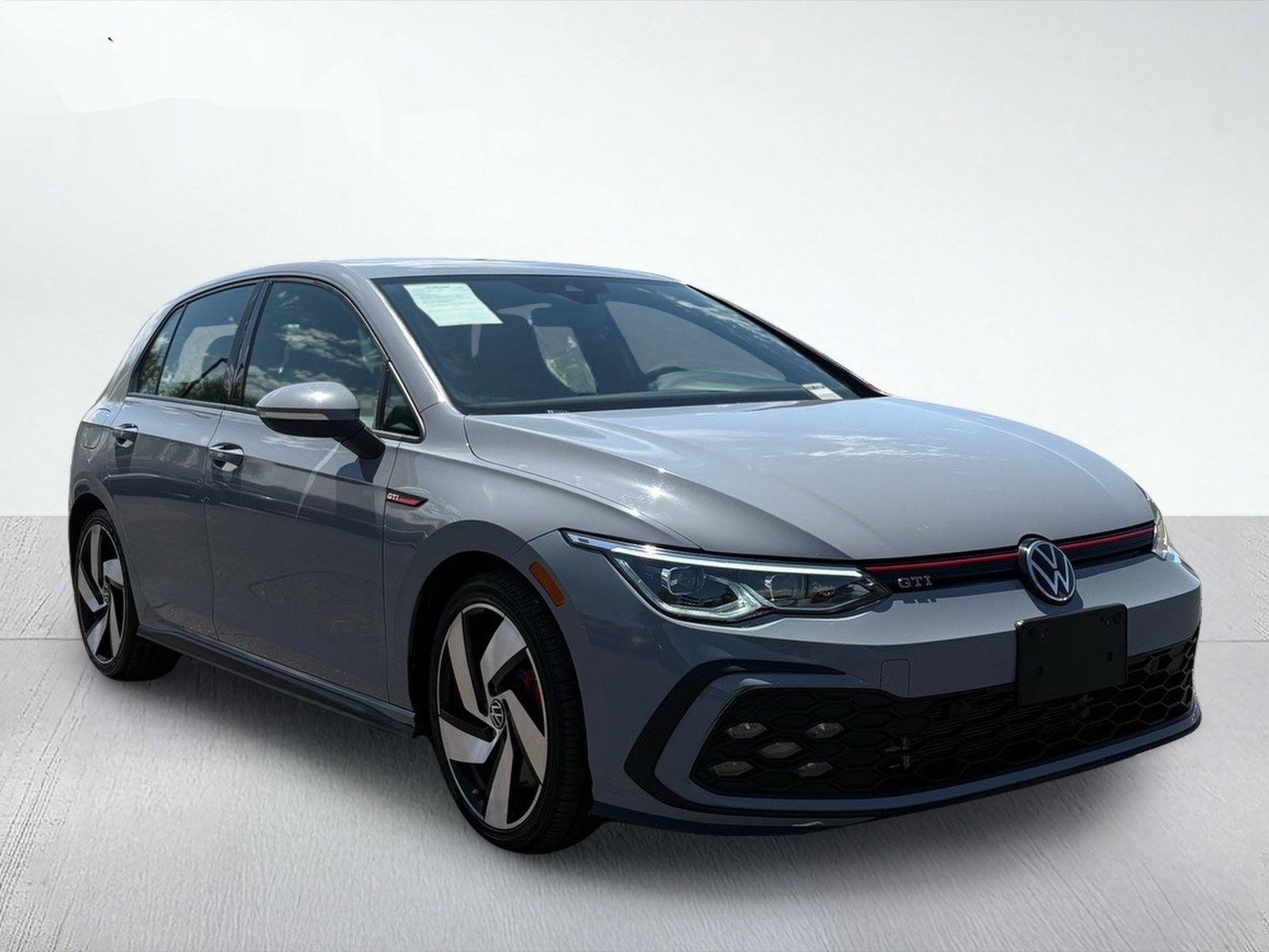 2024 Volkswagen Golf GTI 2.0T S — photo 8 thumbnail