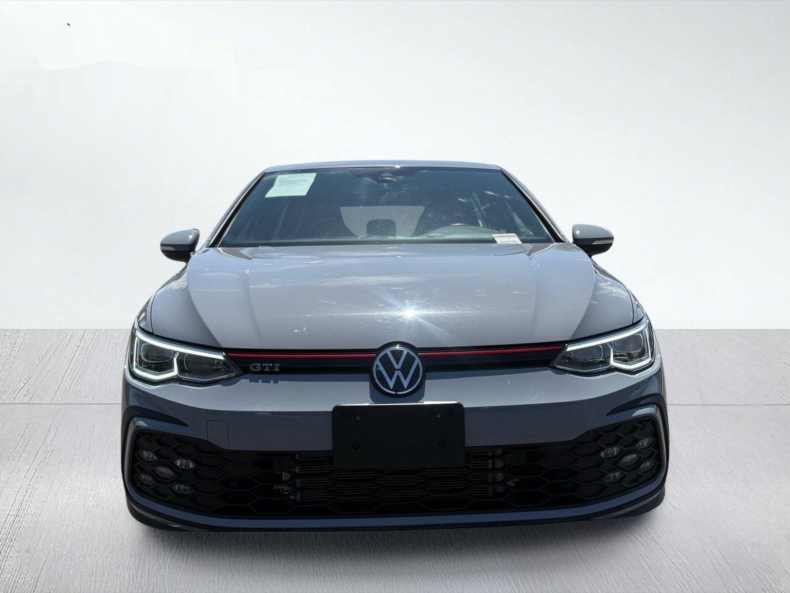 2024 Volkswagen Golf GTI 2.0T S — photo 9 thumbnail