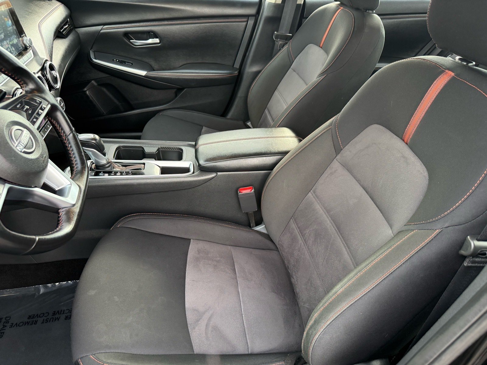 2025 Nissan Sentra SR — photo 11 thumbnail