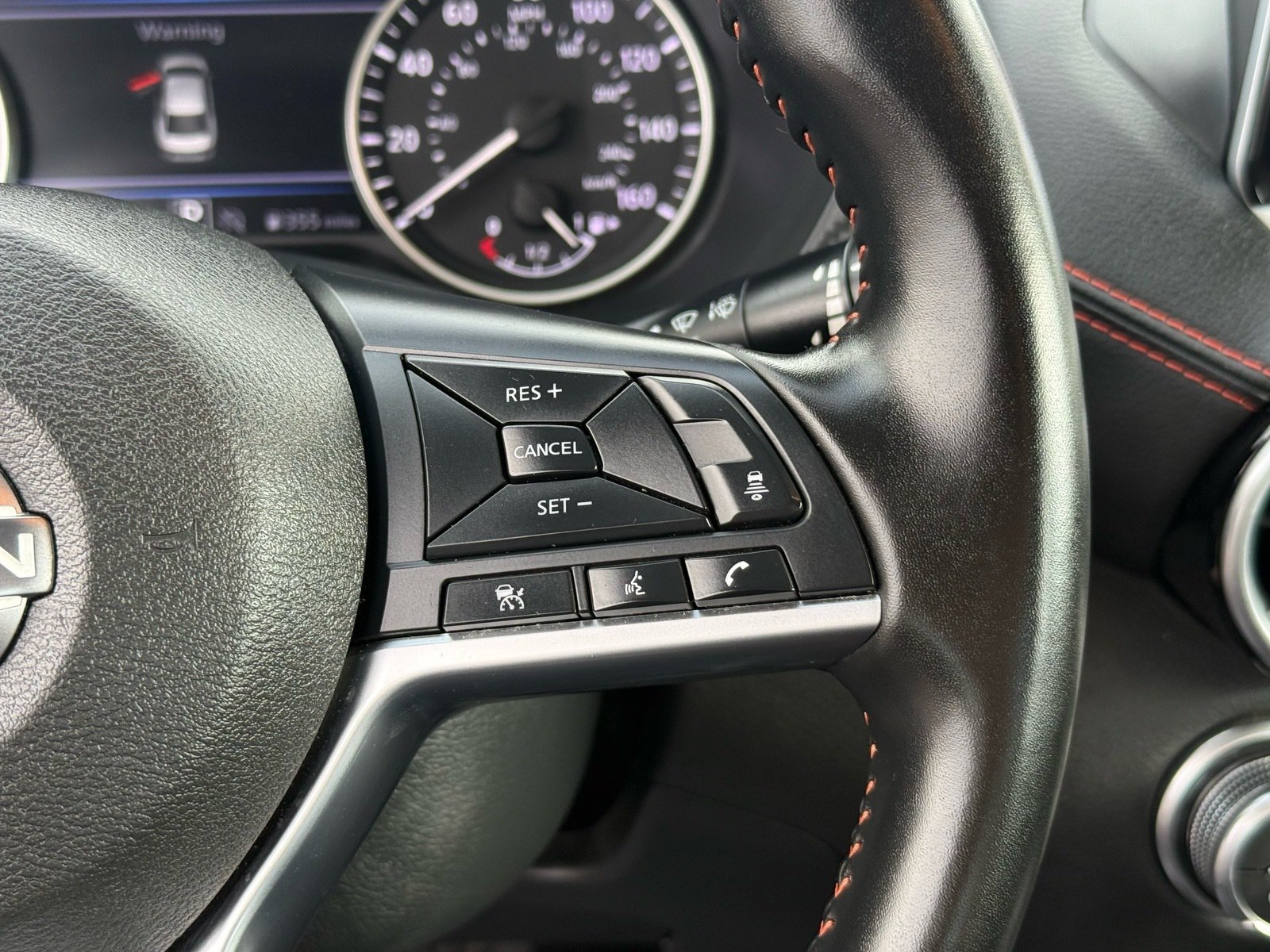 2025 Nissan Sentra SR — photo 16 thumbnail