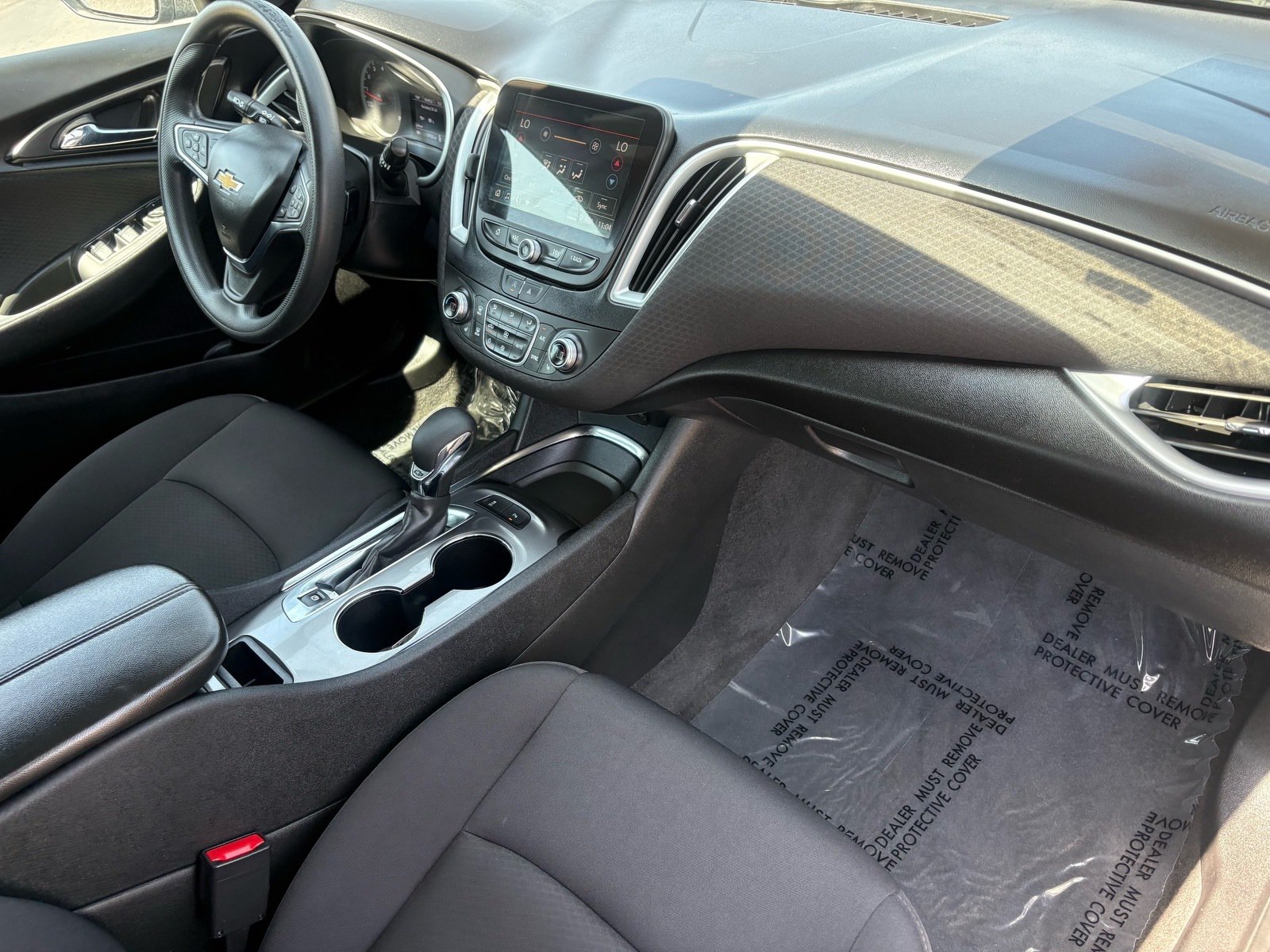 2024 Chevrolet Malibu LT — photo 14 thumbnail