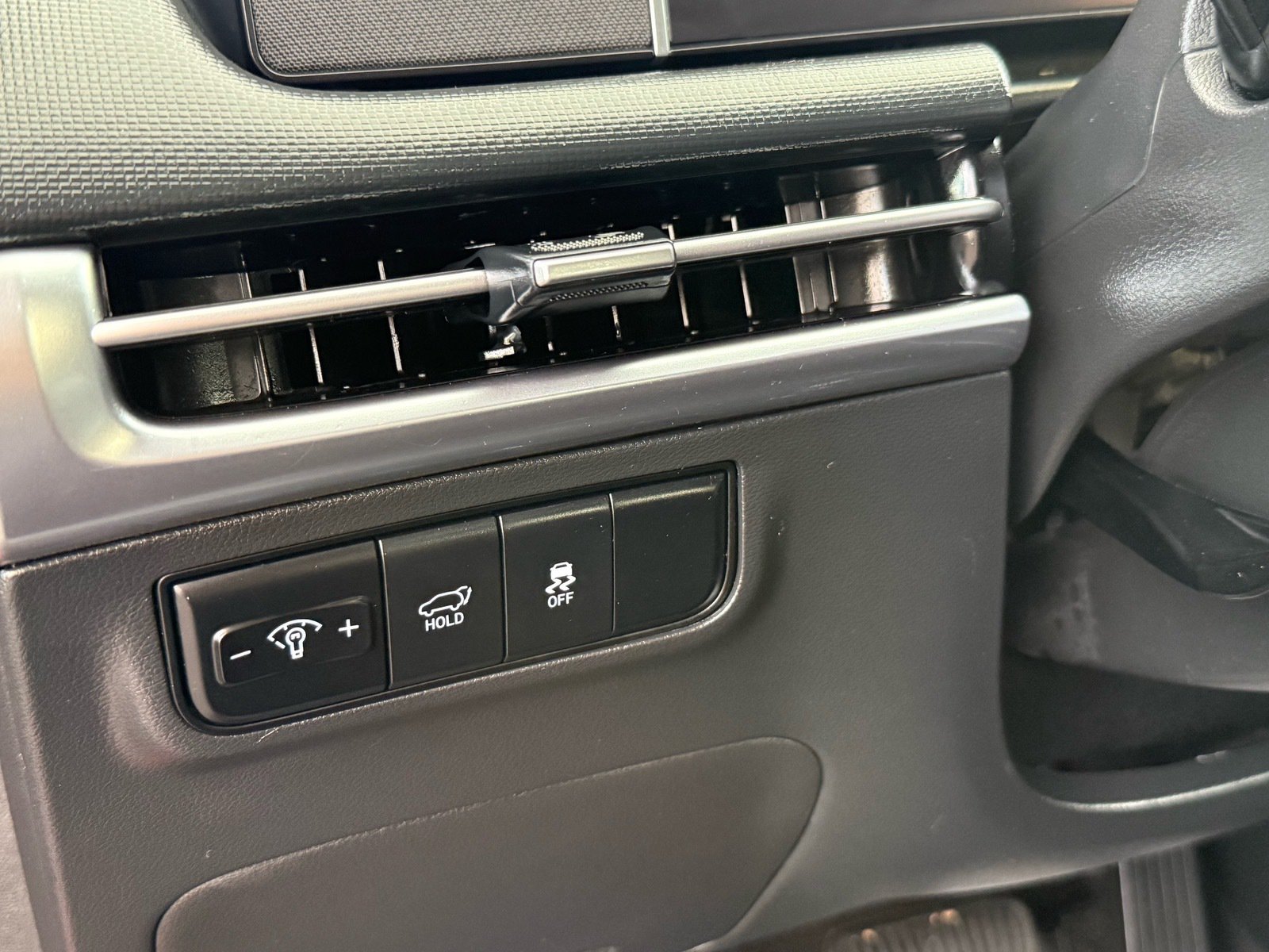 2025 Hyundai Tucson SEL — photo 14 thumbnail