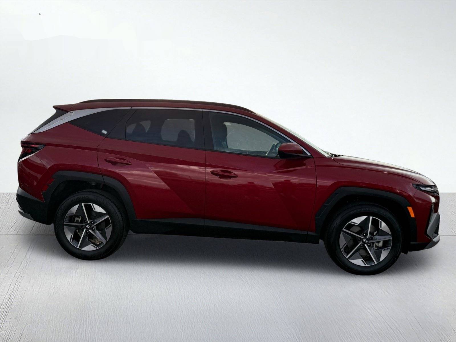 2025 Hyundai Tucson SEL — photo 8 thumbnail