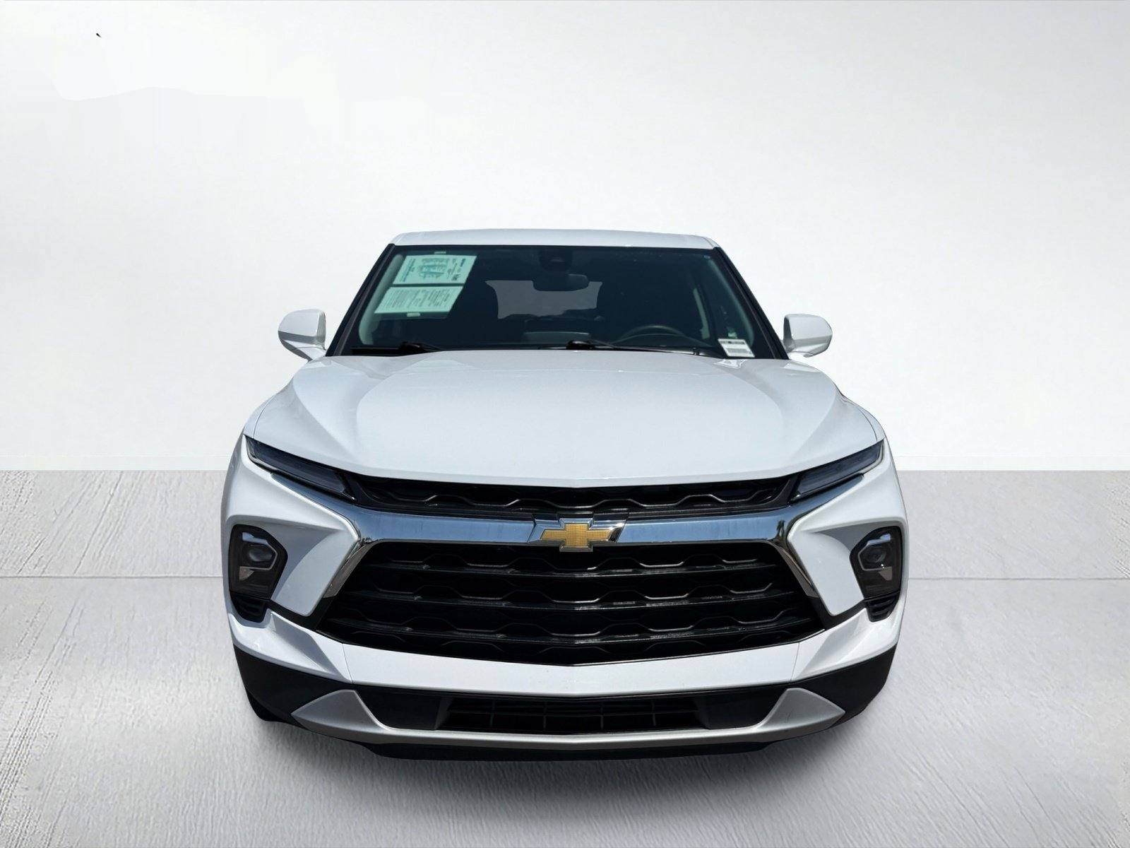 2025 Chevrolet Blazer LT — photo 5 thumbnail