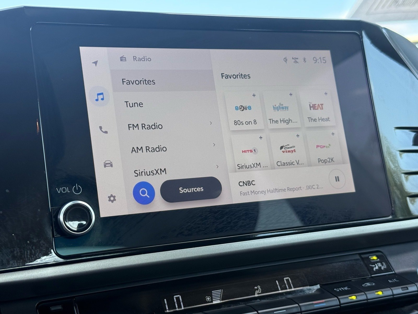 2025 Toyota Camry LE — photo 20 thumbnail