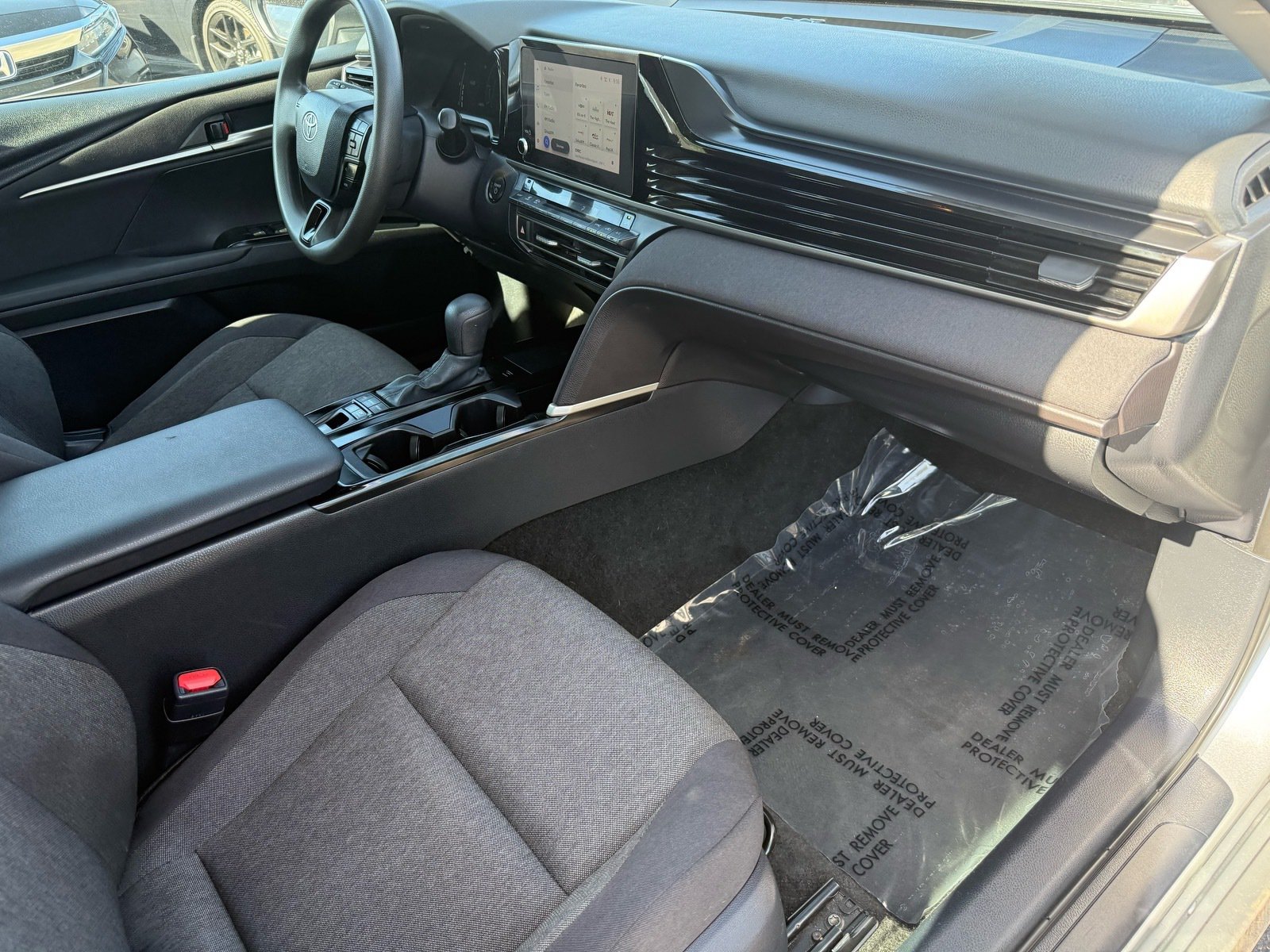 2025 Toyota Camry LE — photo 29 thumbnail