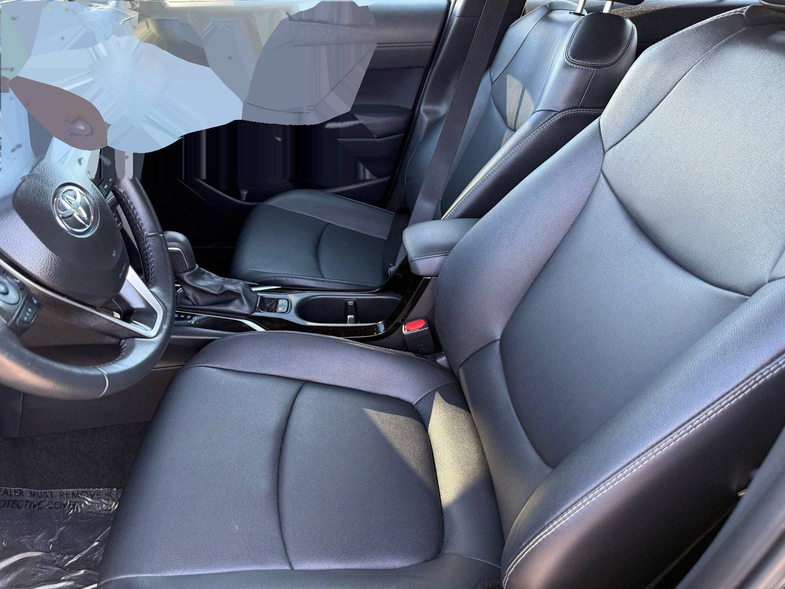 2025 Toyota Corolla Cross XLE — photo 11 thumbnail